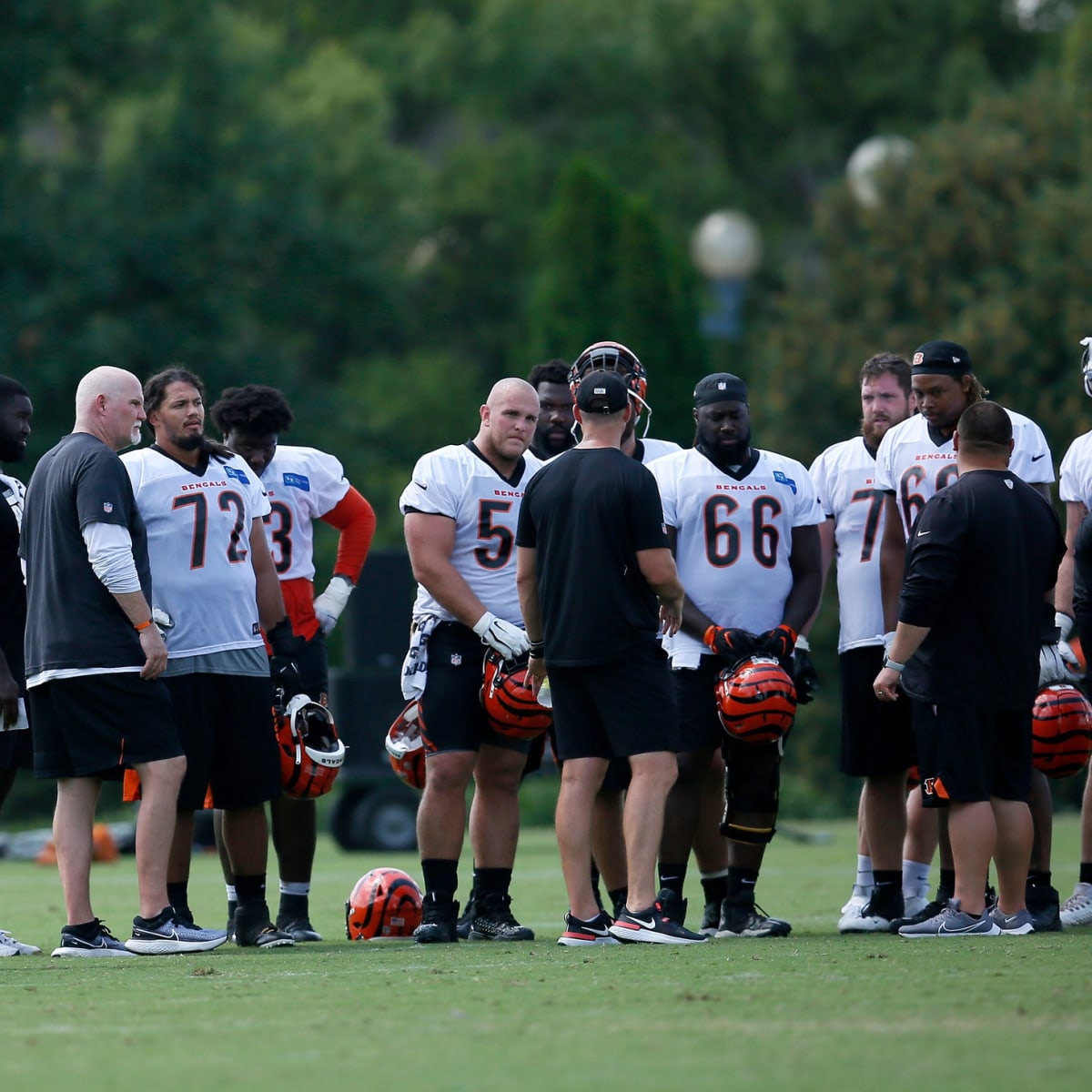 Cincinnati Bengals: DE Joseph Ossai injured, Noah Spence signed