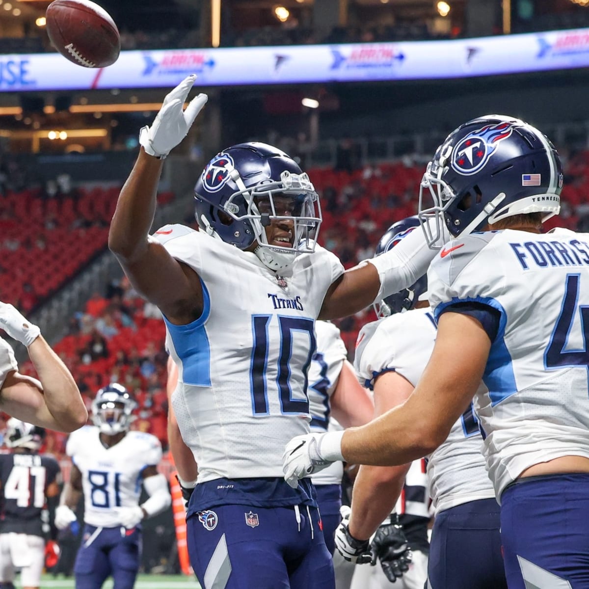 Titans waiving 2021 fourth-round pick WR Dez Fitzpatrick