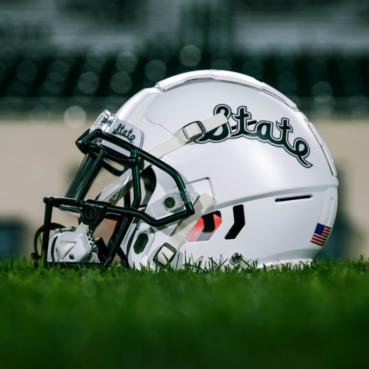 Michigan State Unveils New Helmet For Northwestern Game Sports Illustrated Michigan State Spartans News Analysis And More