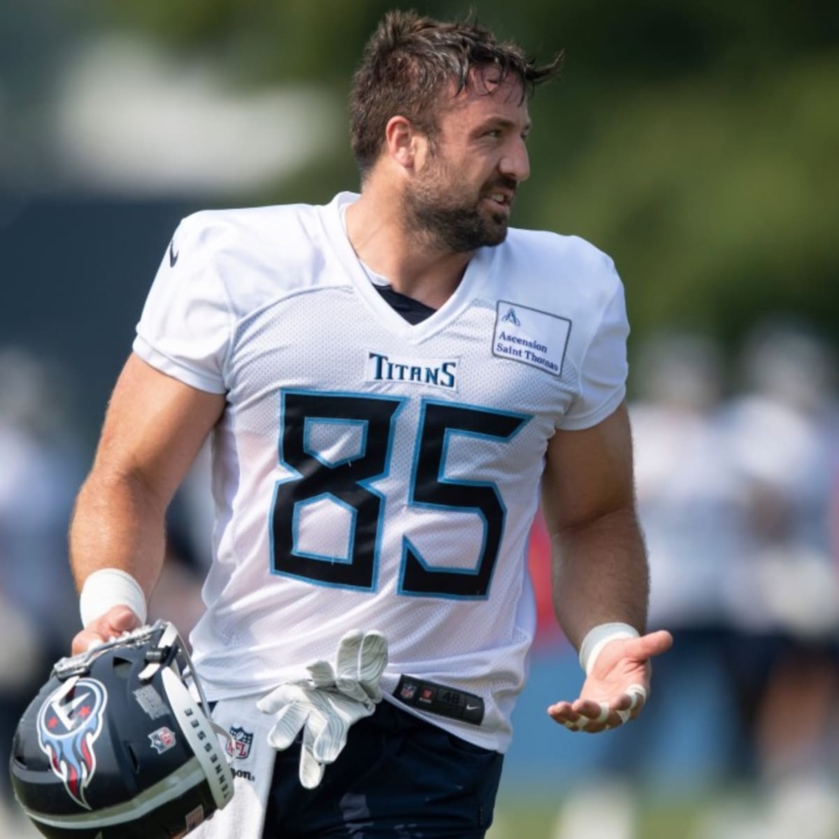 Titans Make a Pair of Roster Moves on Wednesday