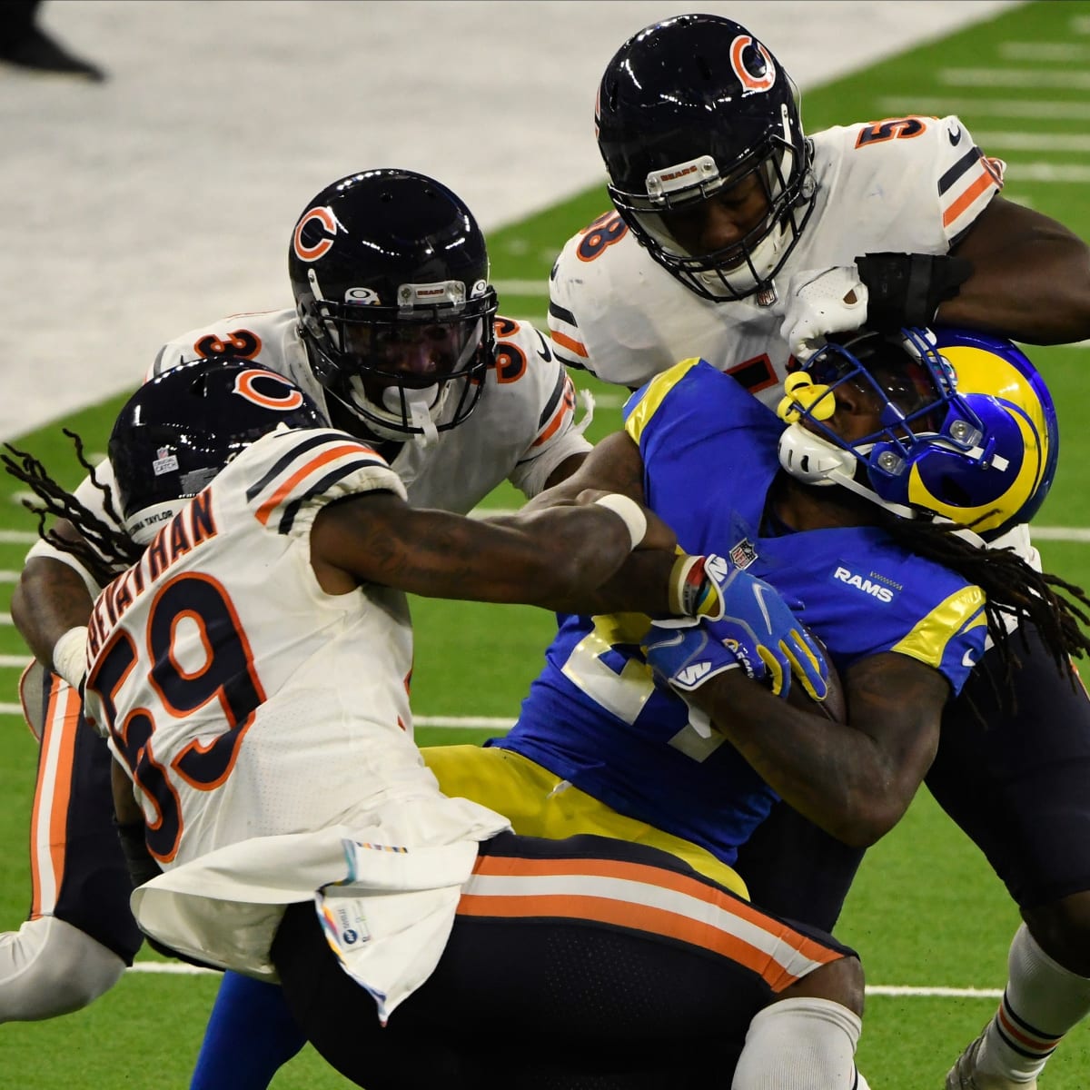 Lions rally to beat Bears 34-30