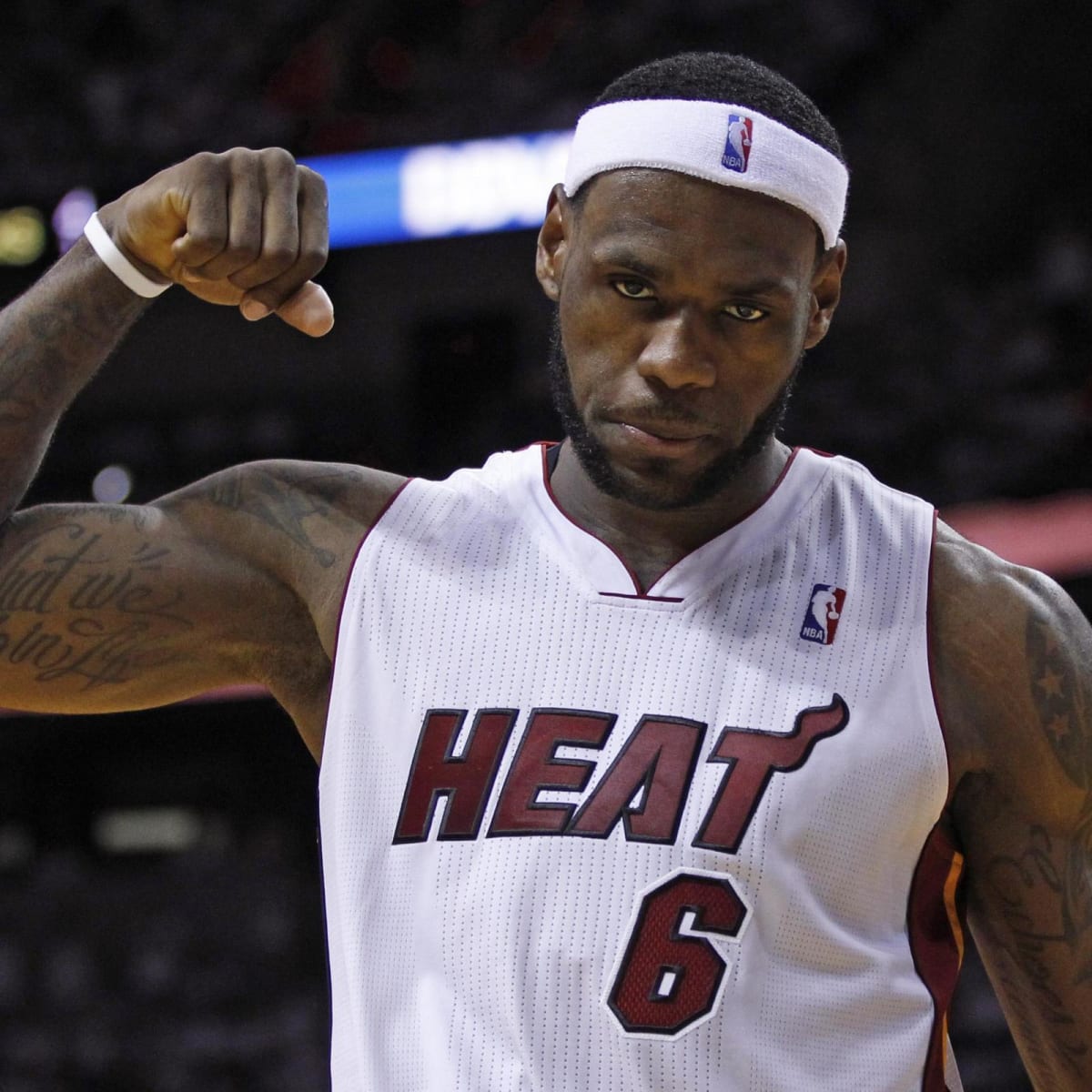 Lakers Rumors: LeBron James Changing Jersey Number from No. 23 to
