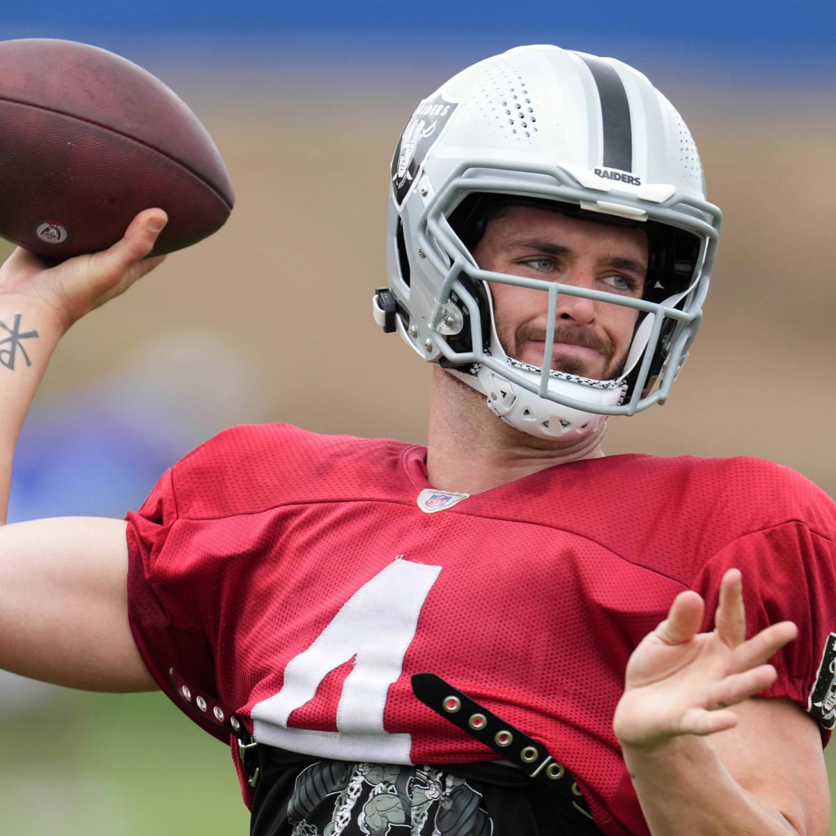 Derek Carr & Darren Waller Reunite in Las Vegas [LOOK]