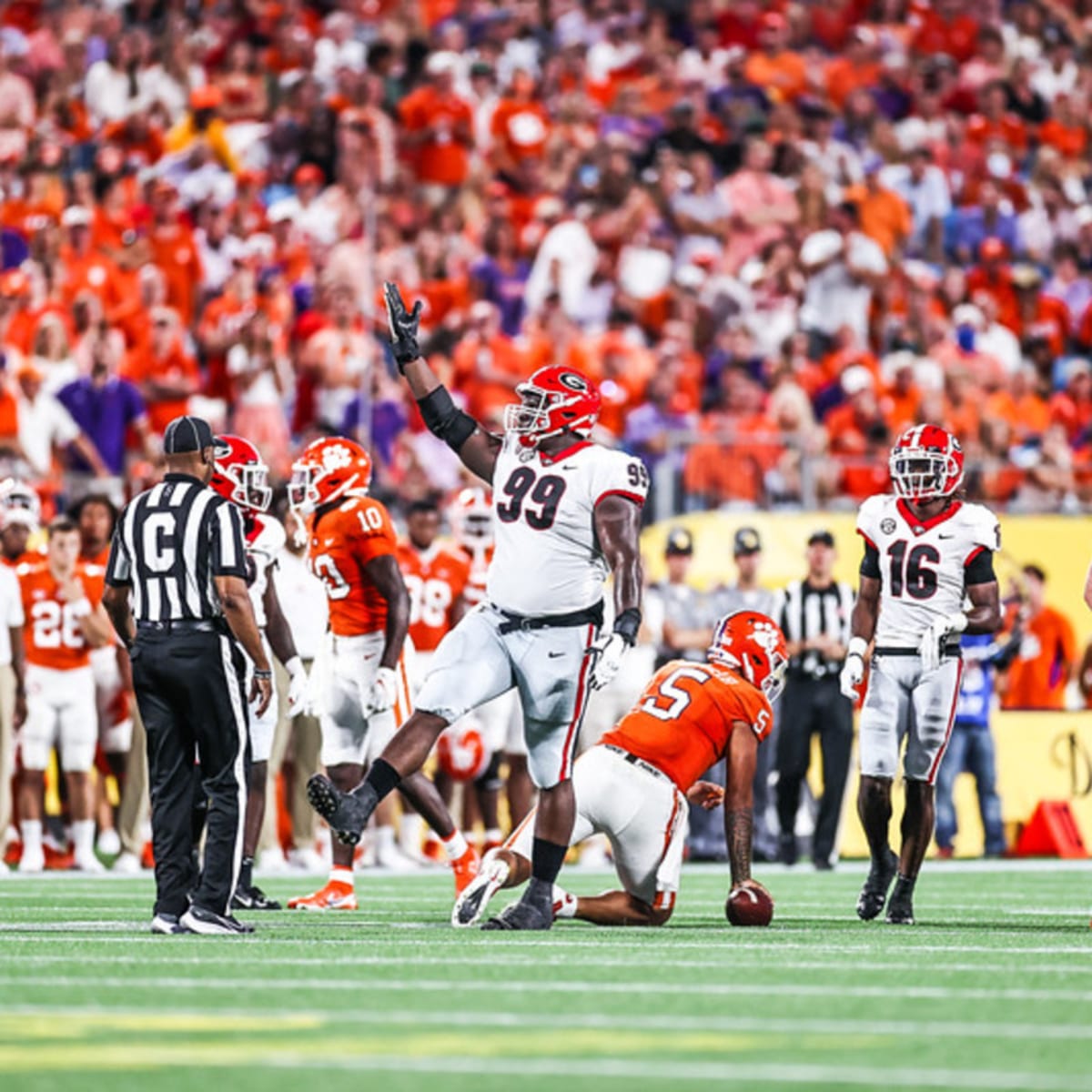 Jordan Davis Drafted by the - Sports Illustrated Georgia Bulldogs News,  Analysis and More