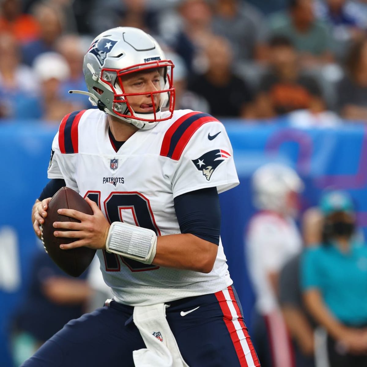 Tom Brady has been 'a great mentor' for current Patriots QB Mac