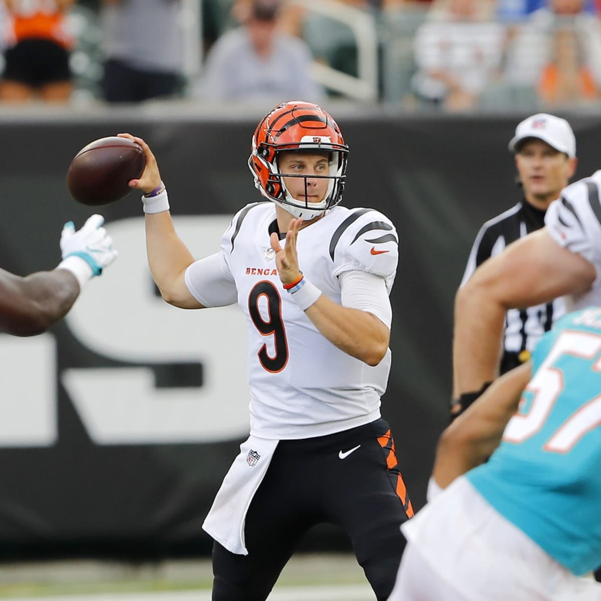 Cincinnati Bengals Unveil Uniform Combo For Thursday Night Matchup Against  Miami Dolphins - Sports Illustrated Cincinnati Bengals News, Analysis and  More