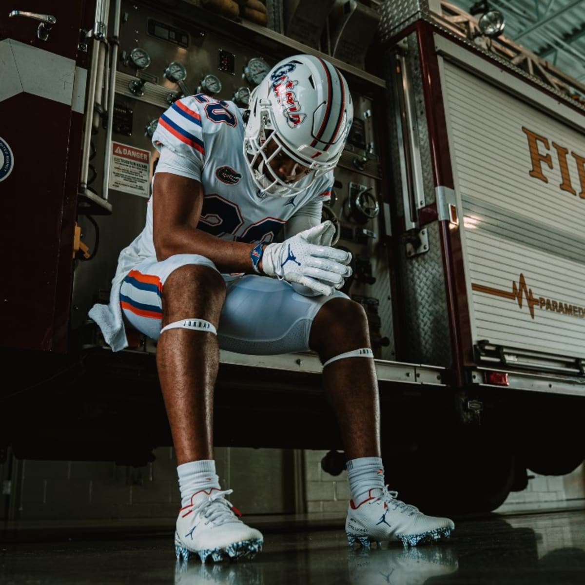 Gators Uniform Tracker on X: Then, in Tebow's final game in The Swamp,  Florida debuted new look white helmets for the 2009 Nike Pro Combat uniforms.  “Nike designers immersed themselves in Gators