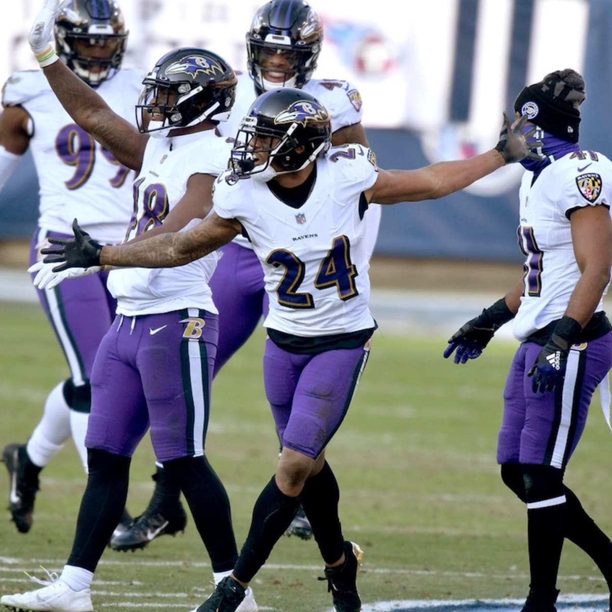 Ravens RB Gus Edwards, CB Marcus Peters may have torn ACLs