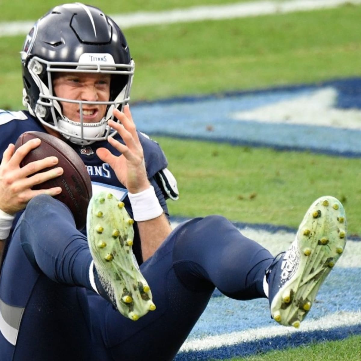 Tennessee Titans quarterback Ryan Tannehill (17) looks to pass during an  NFL football game against the Houston Texans, Sunday, Jan. 9, 2022, in  Houston. (AP Photo/Matt Patterson Stock Photo - Alamy