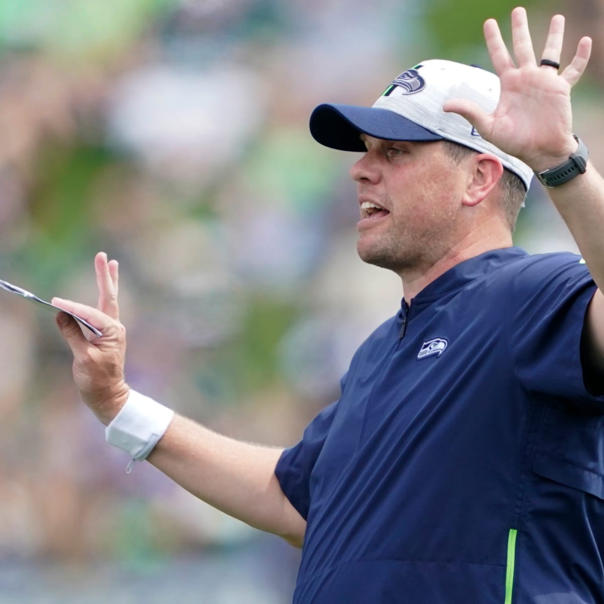Shane Waldron to interview 3 Seahawks assistant coaches with Bears