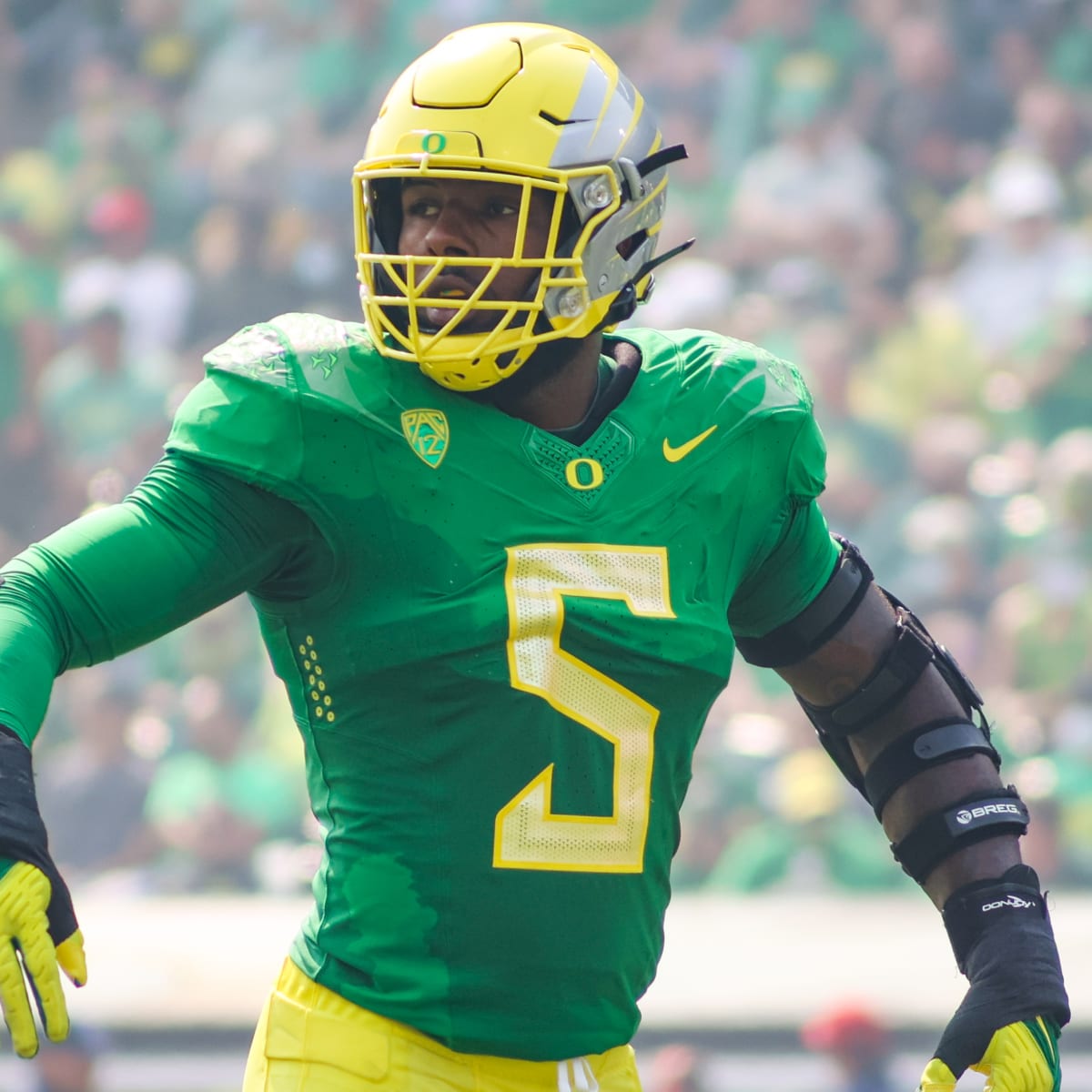 Oregon Ducks' Kayvon Thibodeaux earns preseason all-American nod