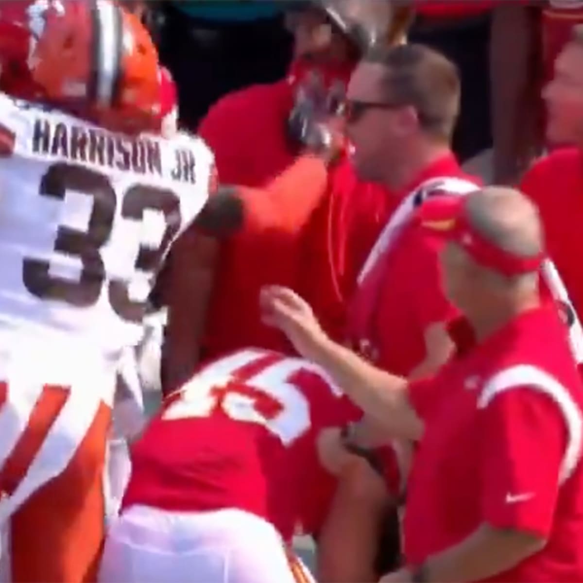 Browns safety Ronnie Harrison shoves coach, ejected against Chiefs