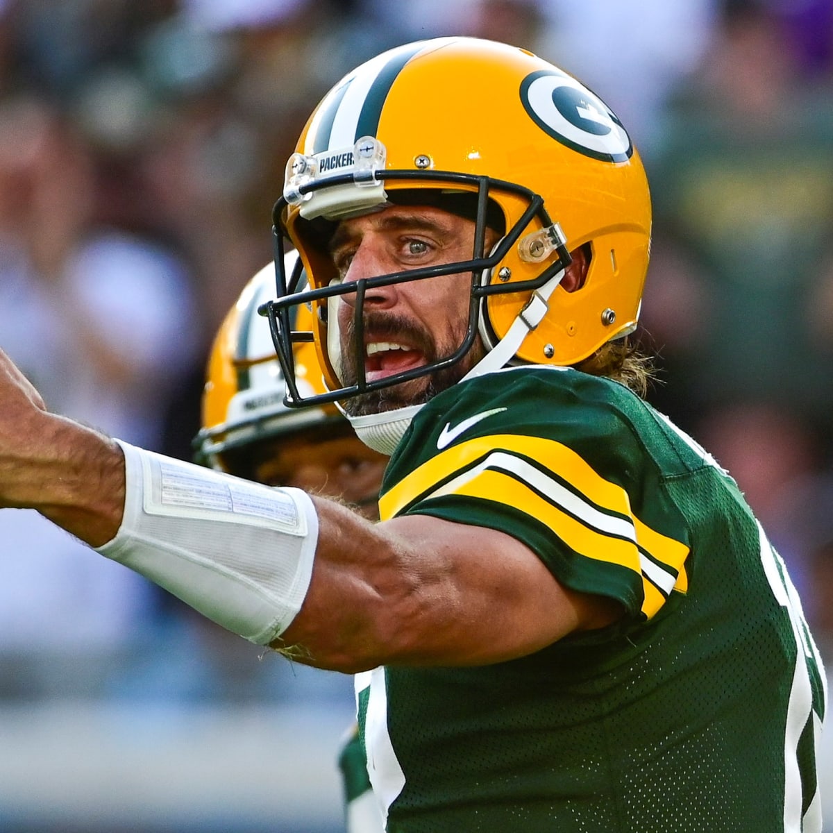 Green Bay's Aaron Rodgers unleashes uncanny performance against Raiders