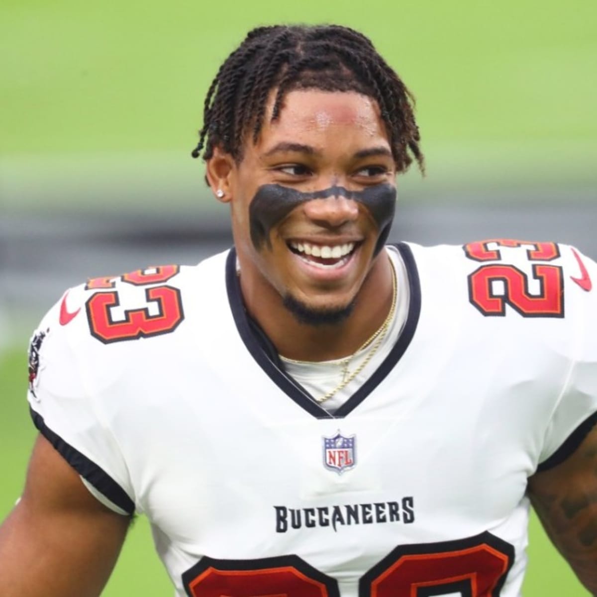 Bucs: Sean Murphy-Bunting suffers gruesome injury against Cowboys