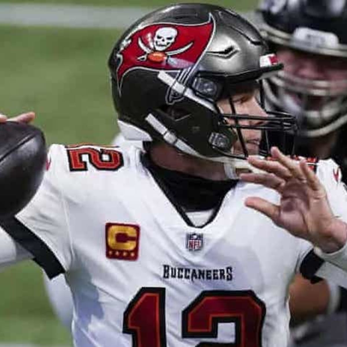 The Falcons' new jerseys made all the mistakes the Buccaneers didn't 