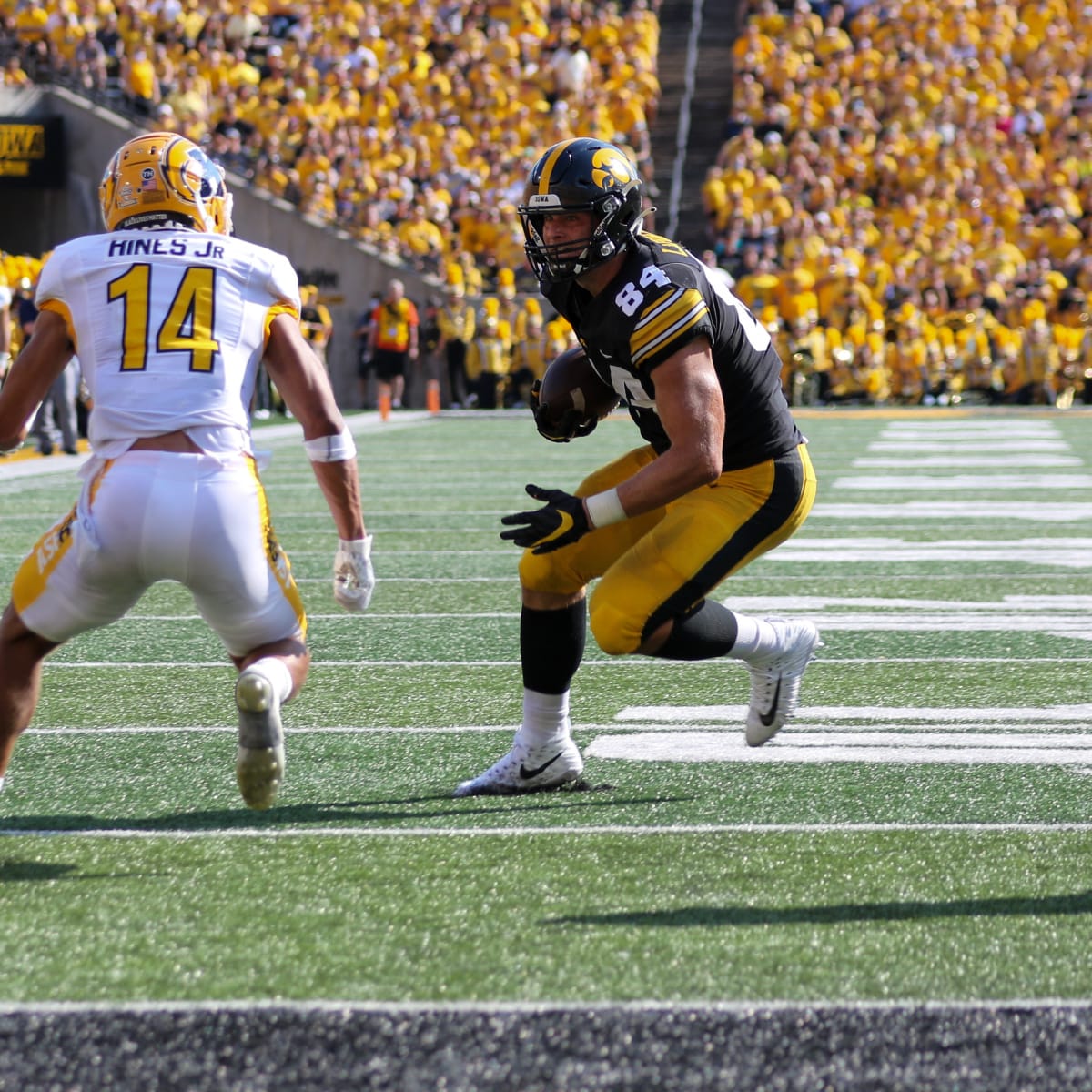 Iowa Football: 7 Hawkeyes nab Phil Steele preseason honors