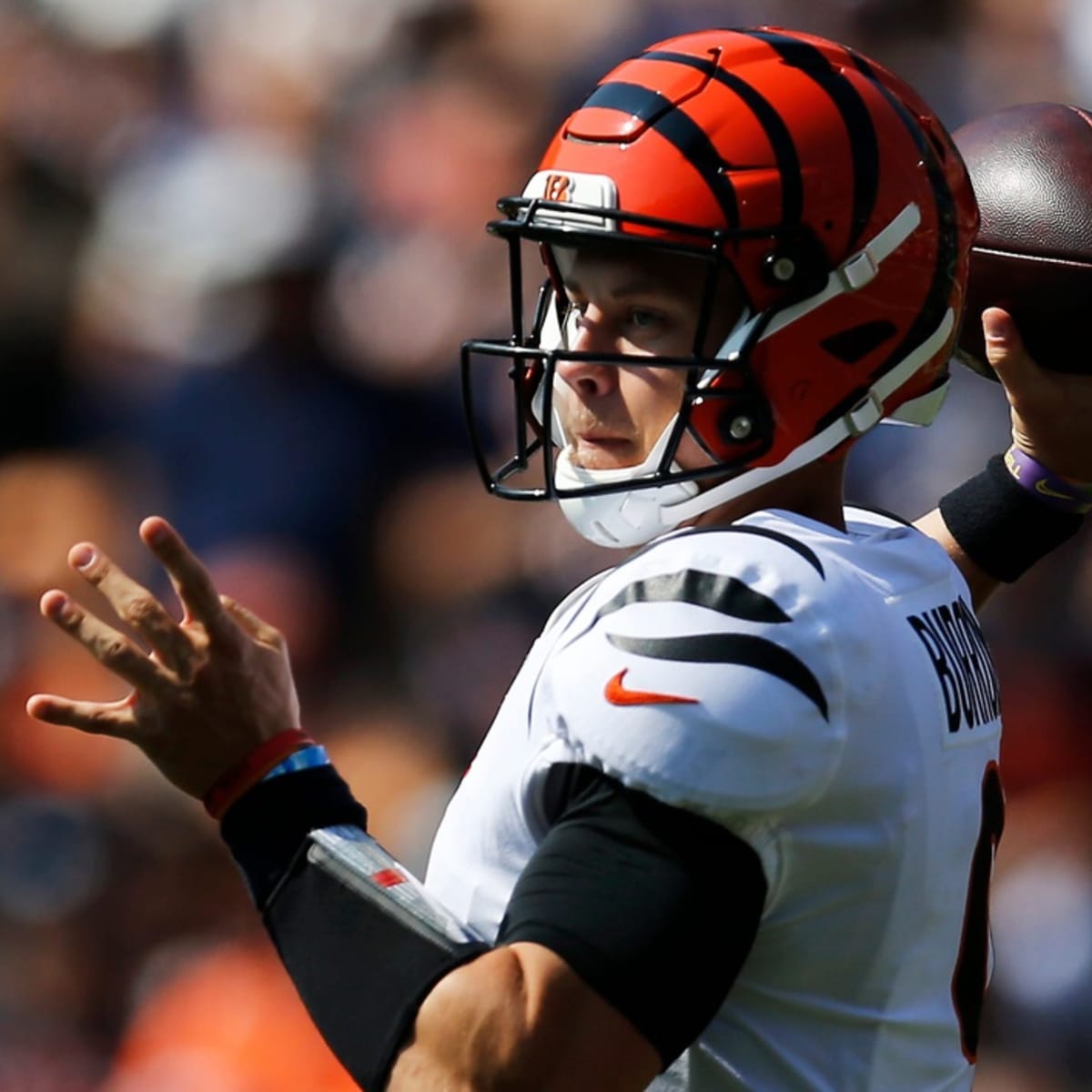 Joe Burrow Throws Touchdown to Ja'Marr Chase, Bengals and Chiefs Tied 21-21  - Sports Illustrated Cincinnati Bengals News, Analysis and More