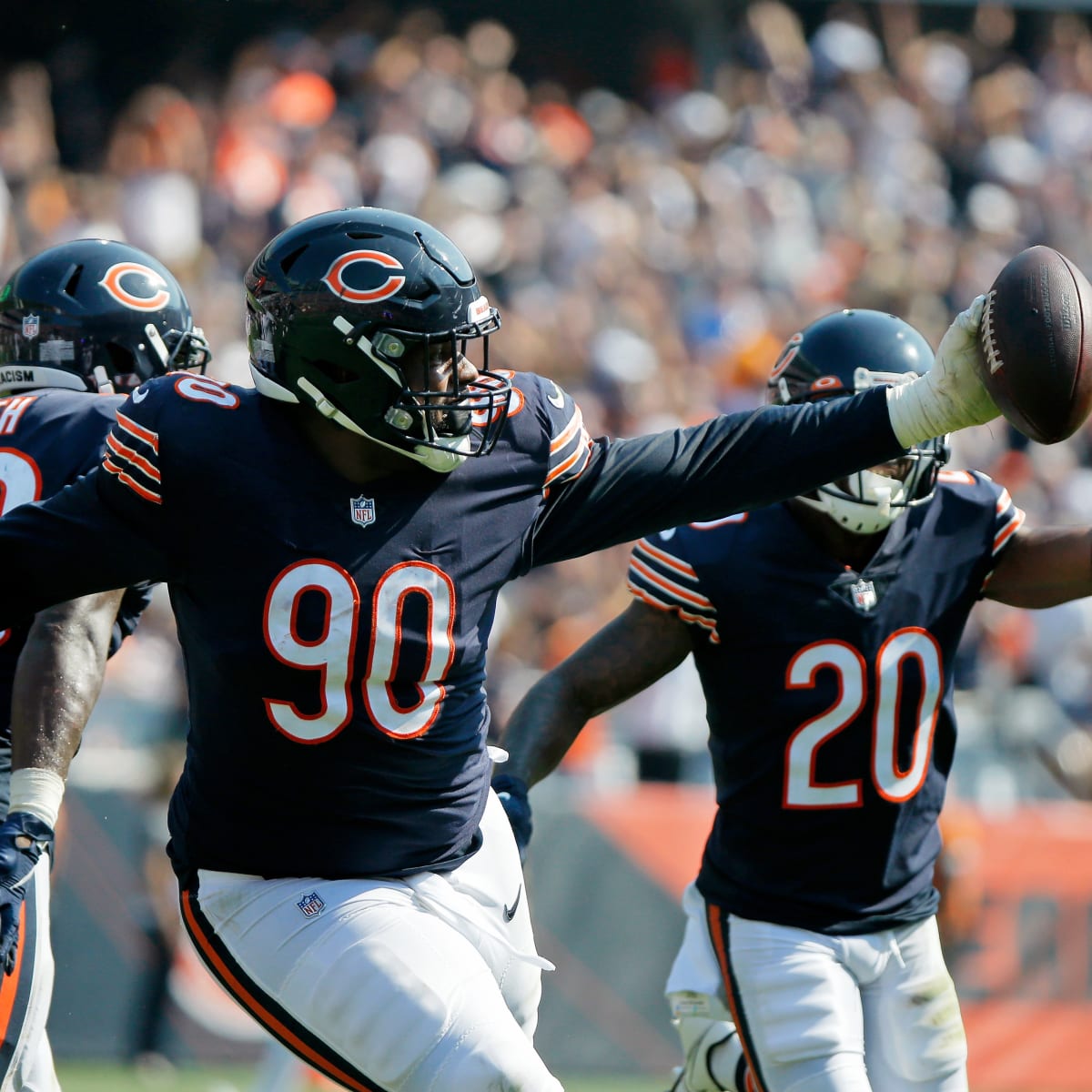 NFL Fines Bears' Linebacker For Taunting Call - On Tap Sports Net