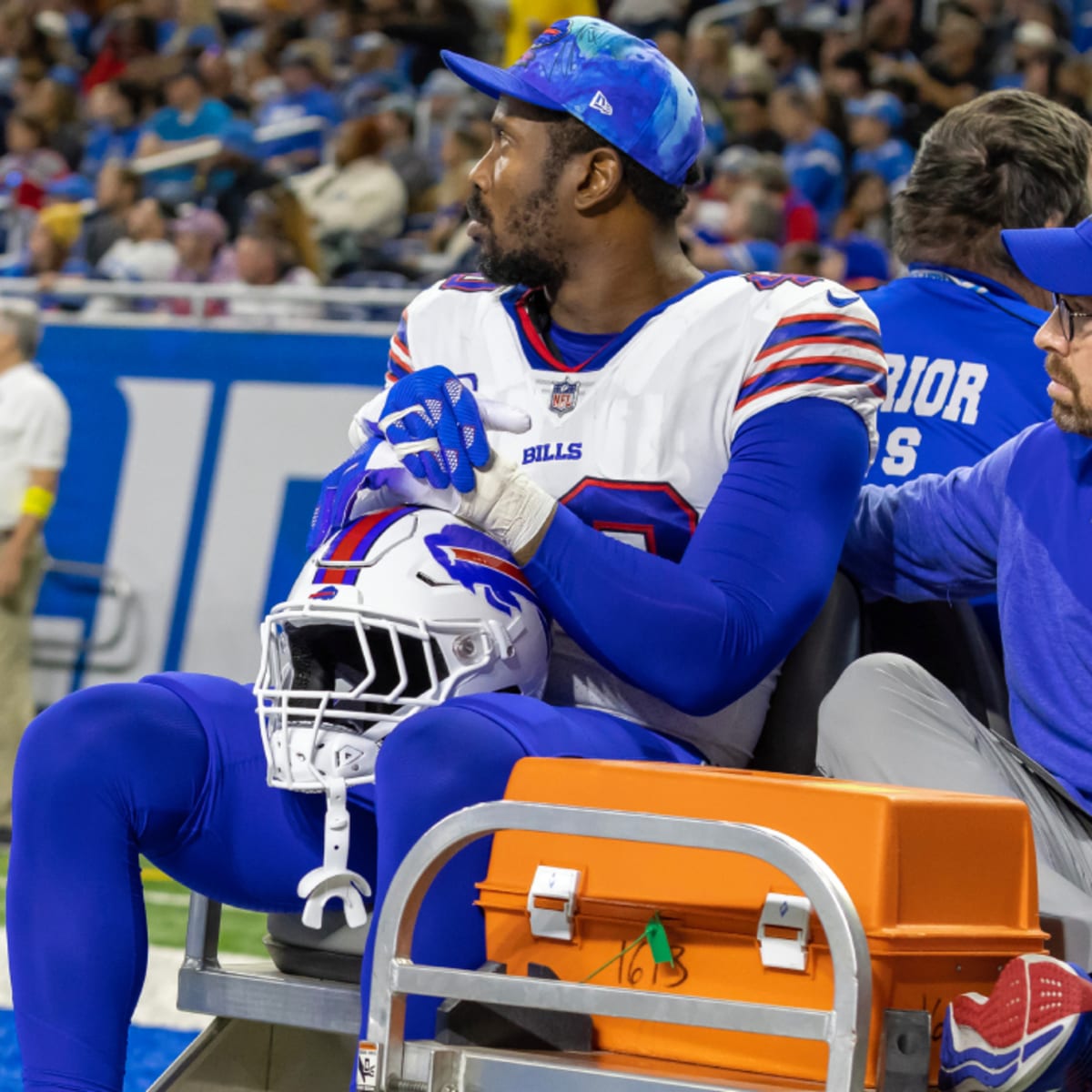 Bills' Von Miller out with knee injury against Lions