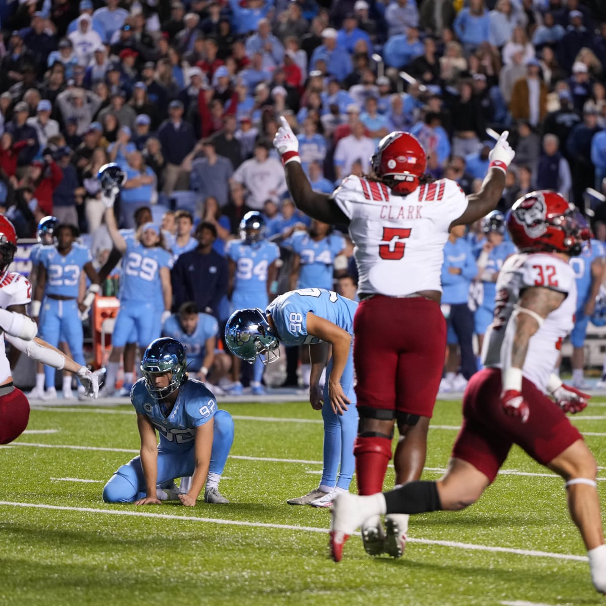 UNC football drops season finale in 30-27 double-overtime loss to N.C.  State - The Daily Tar Heel