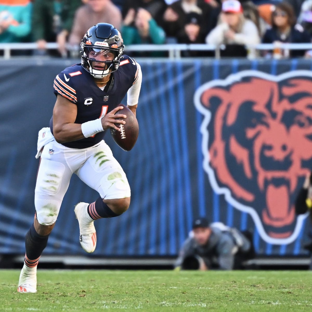 Jets-Bears Game Preview  QB Situations Will Have Big Impact on This Game  at MetLife