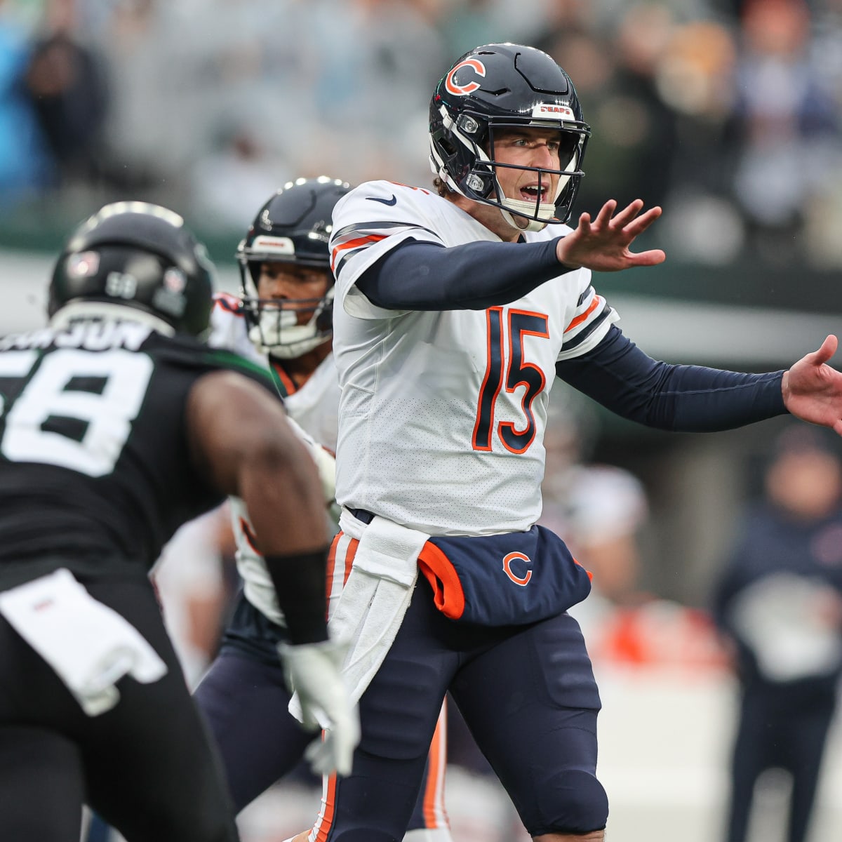 Chicago Bears linebacker Matthew Adams (44) runs on the field during the  first half of an