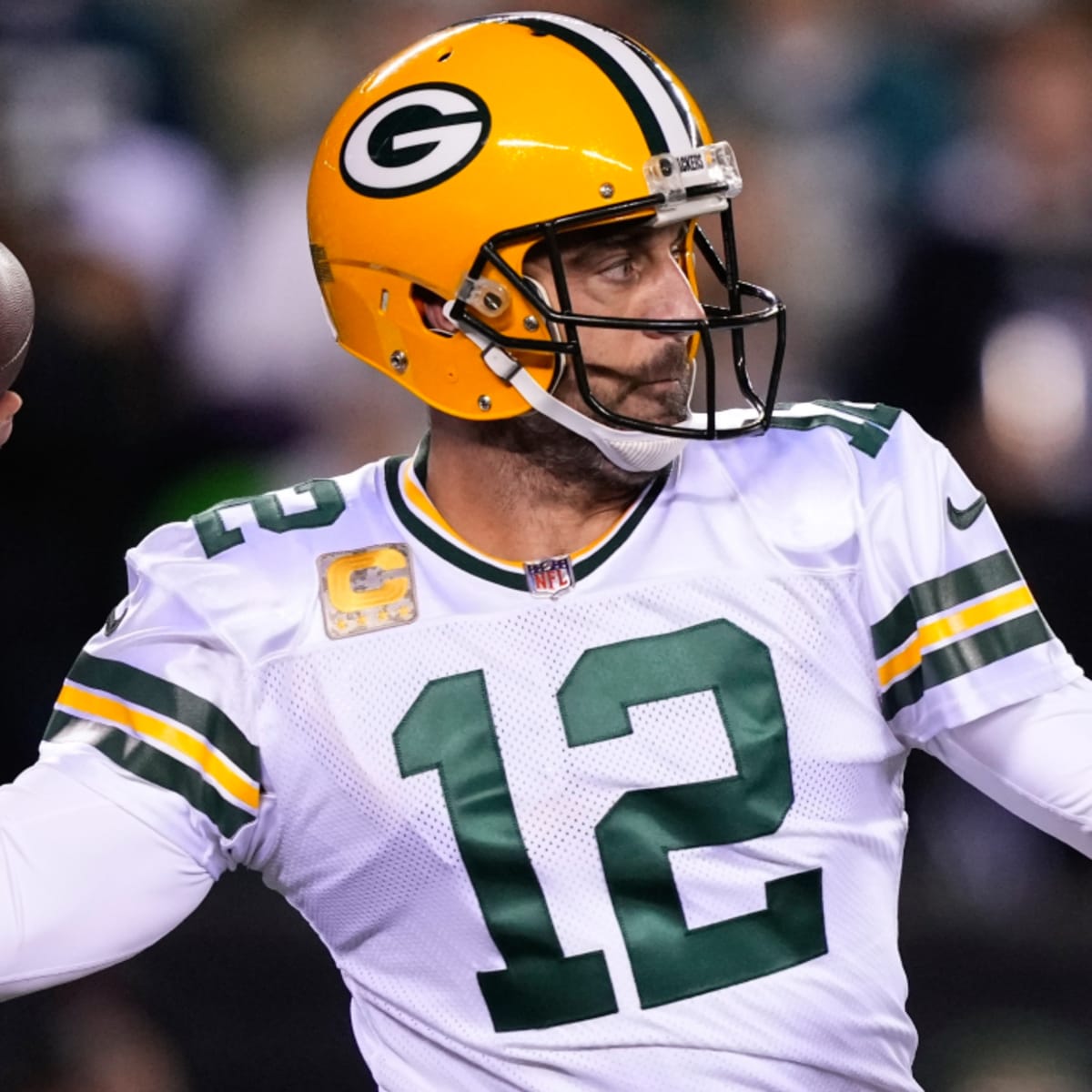 Aaron Rodgers injures ribs in Packers' loss to Eagles, Sport