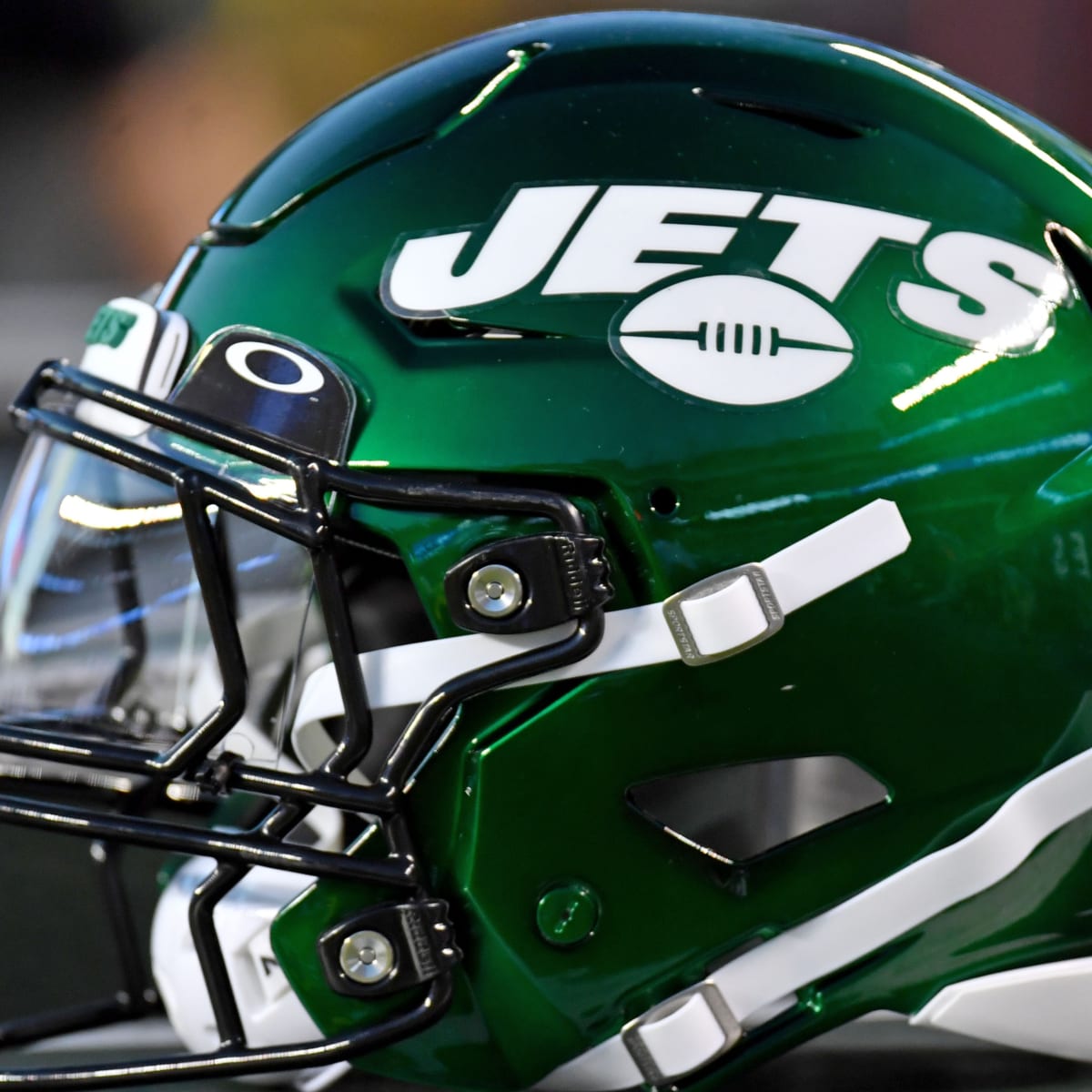 Senator Wants Jets Back in New York