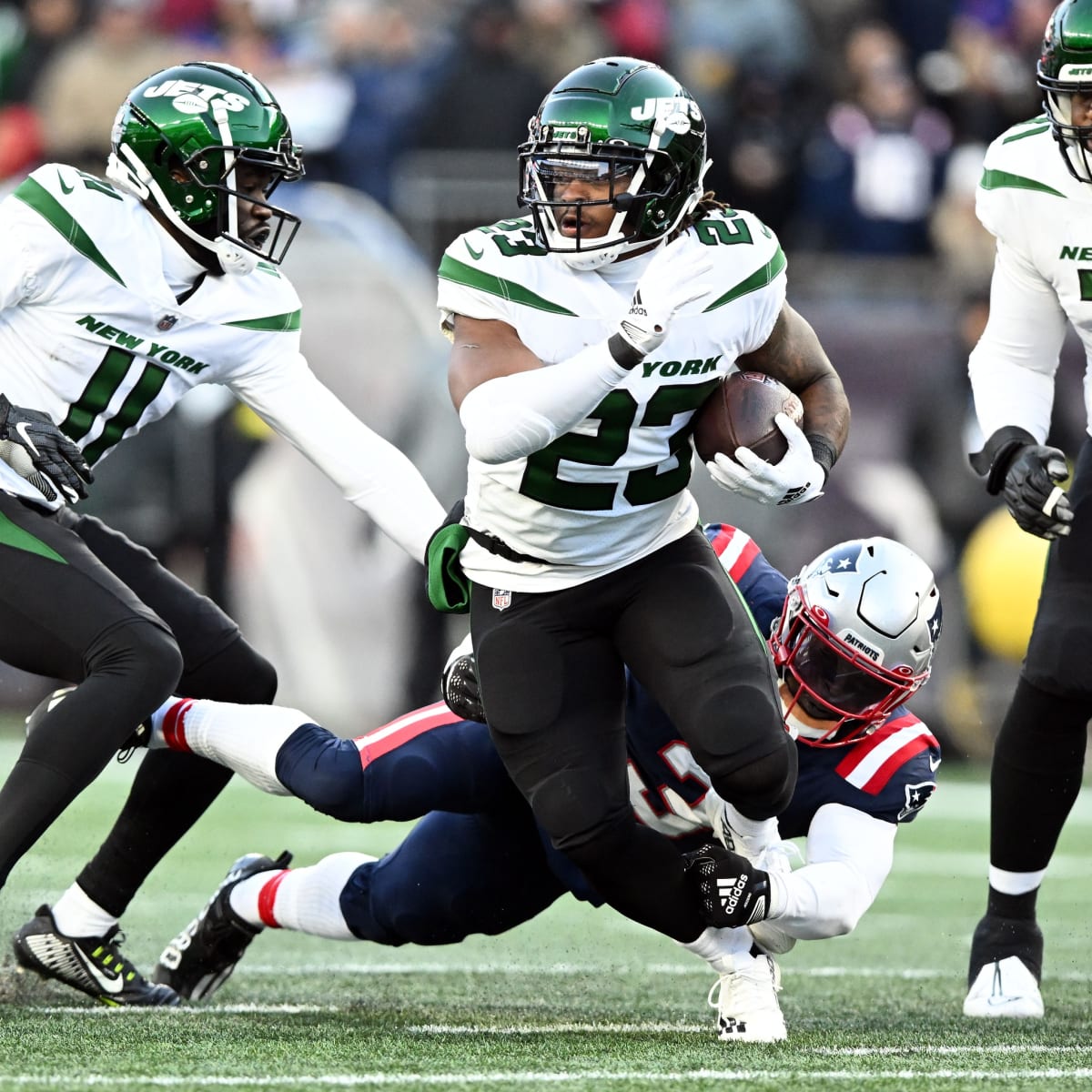 New York Jets RB Zonovan Knight Helps Revive Running Game With Historic NFL  Debut - Sports Illustrated New York Jets News, Analysis and More