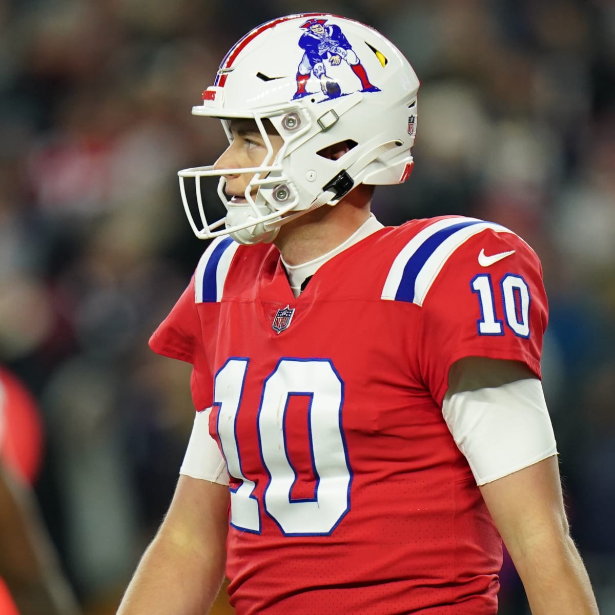 New England Patriots Mac Jones: 'Throw The F—g Ball' in Tirade In Loss to  Buffalo Bills - VIDEO - Sports Illustrated New England Patriots News,  Analysis and More