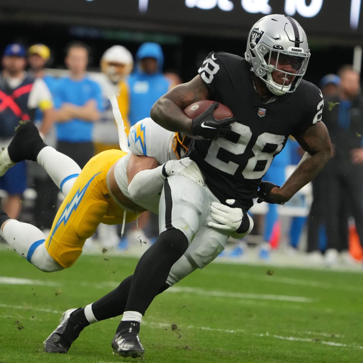 Raiders news: Josh Jacobs active Monday night against Chargers - Silver And  Black Pride