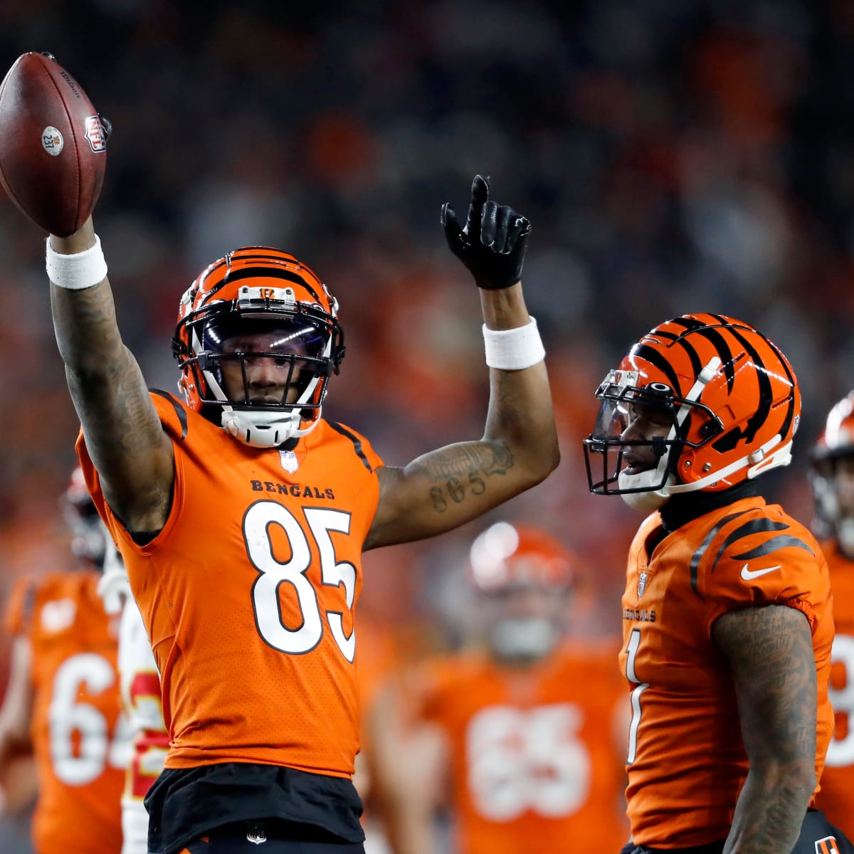 Walk-Off Thoughts: Cincinnati Bengals Beat Tennessee Titans in Physical,  Playoff Style Rumble in Nashville - Sports Illustrated Cincinnati Bengals  News, Analysis and More