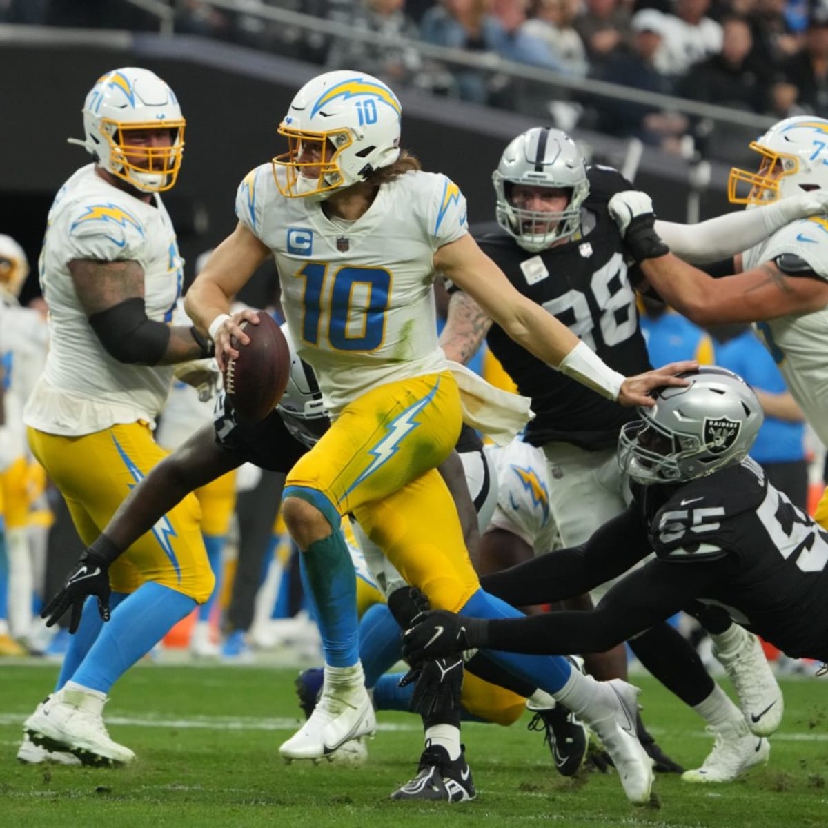 Las Vegas Raiders offensive line has not yet allowed a sack