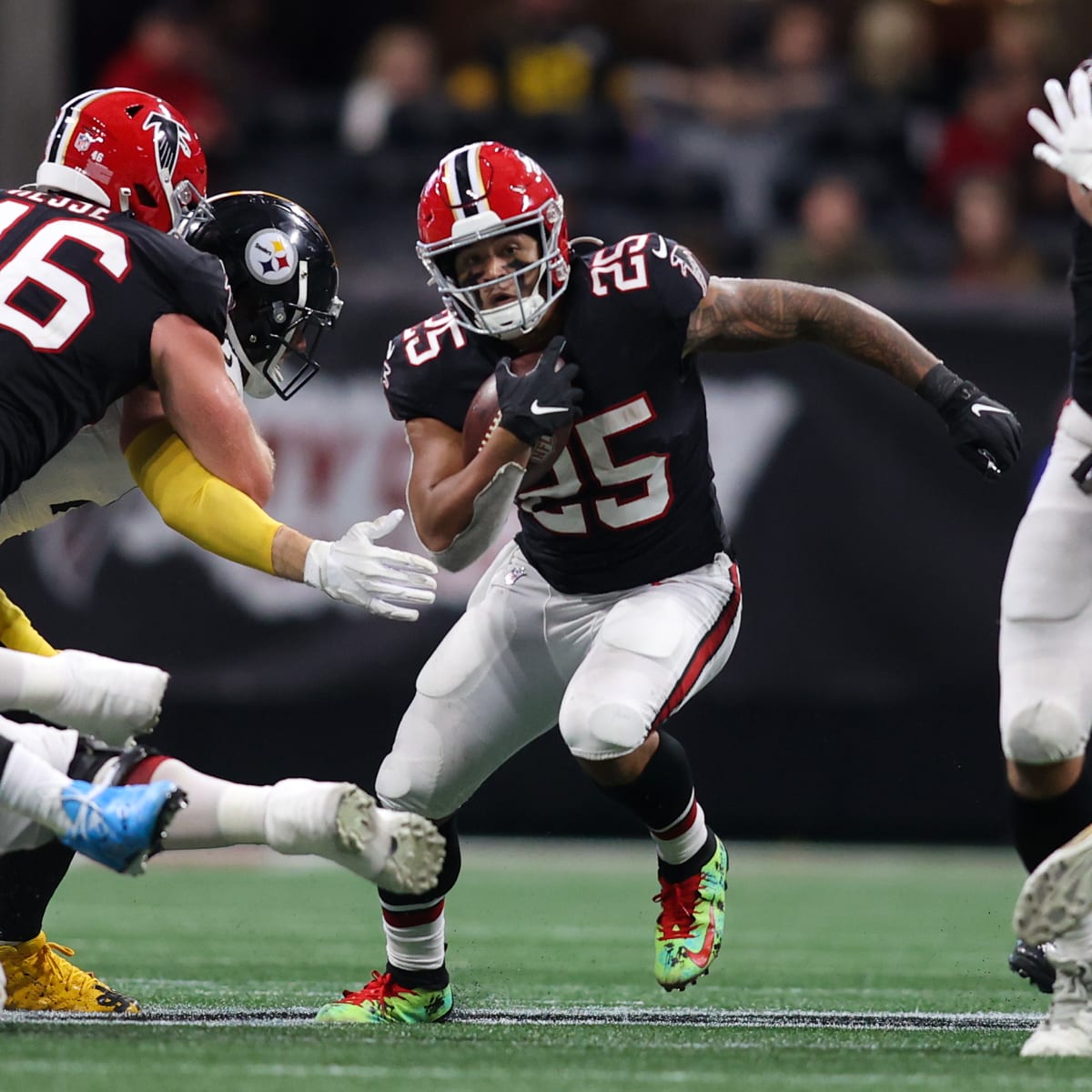 Falcons slipping in NFC South after 3rd loss in 4 games South & Southeast  News - Bally Sports