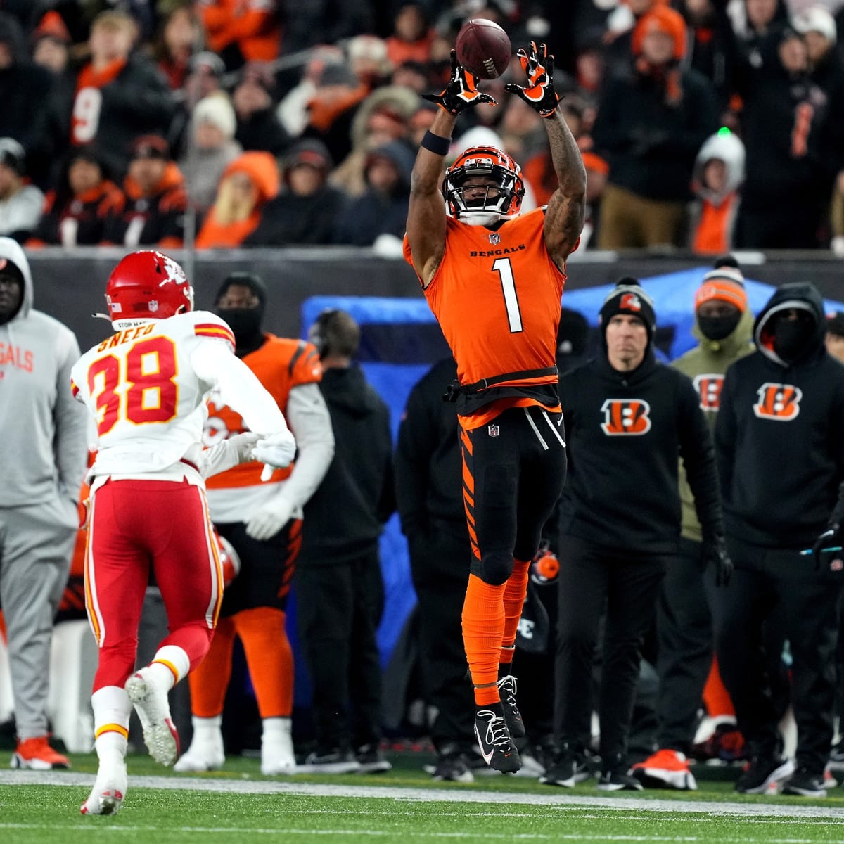 Cincinnati Bengals vs. Kansas City Chiefs: How to watch for free (12/4/22)  