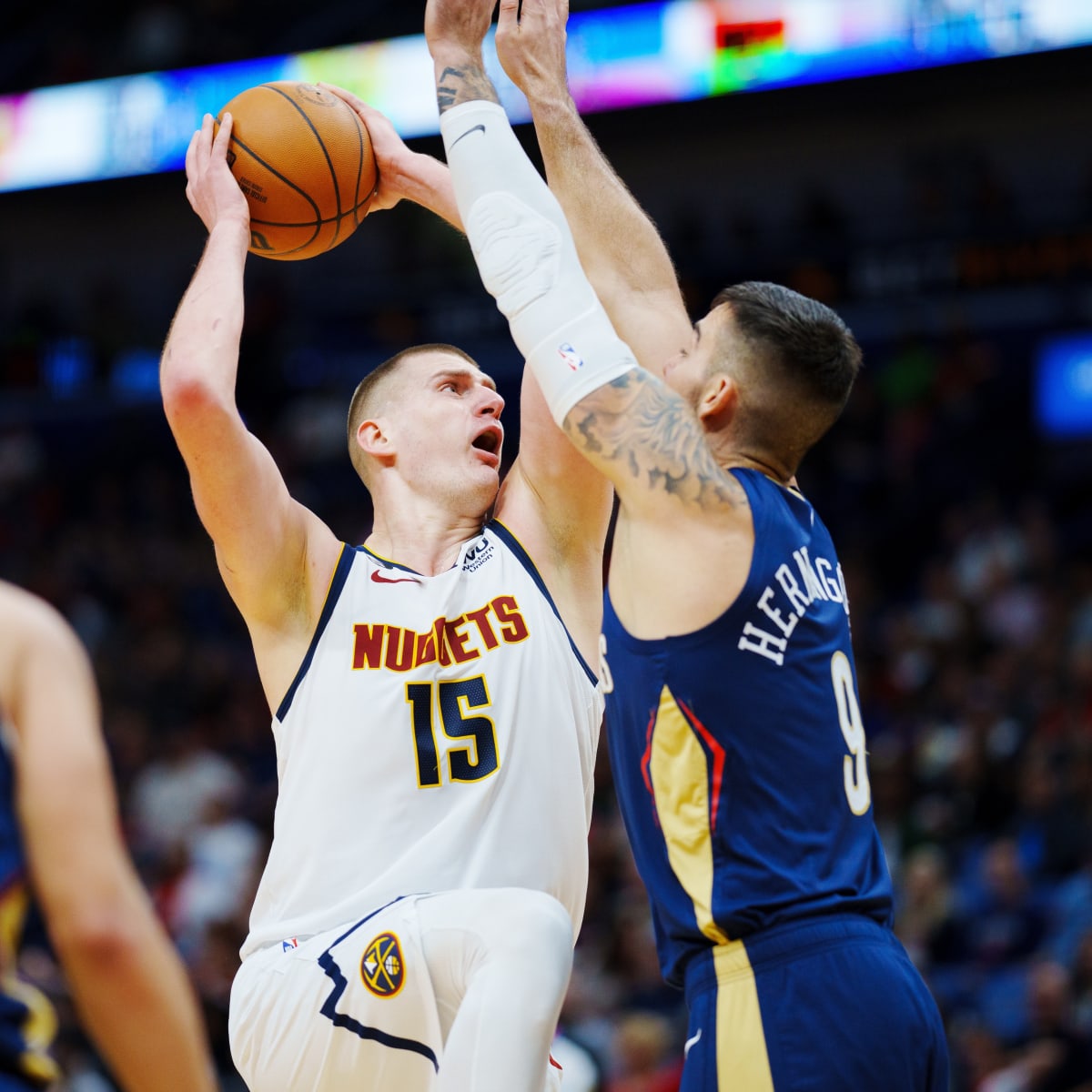 New York Knicks-Denver Nuggets: Willy Hernangomez against his brother