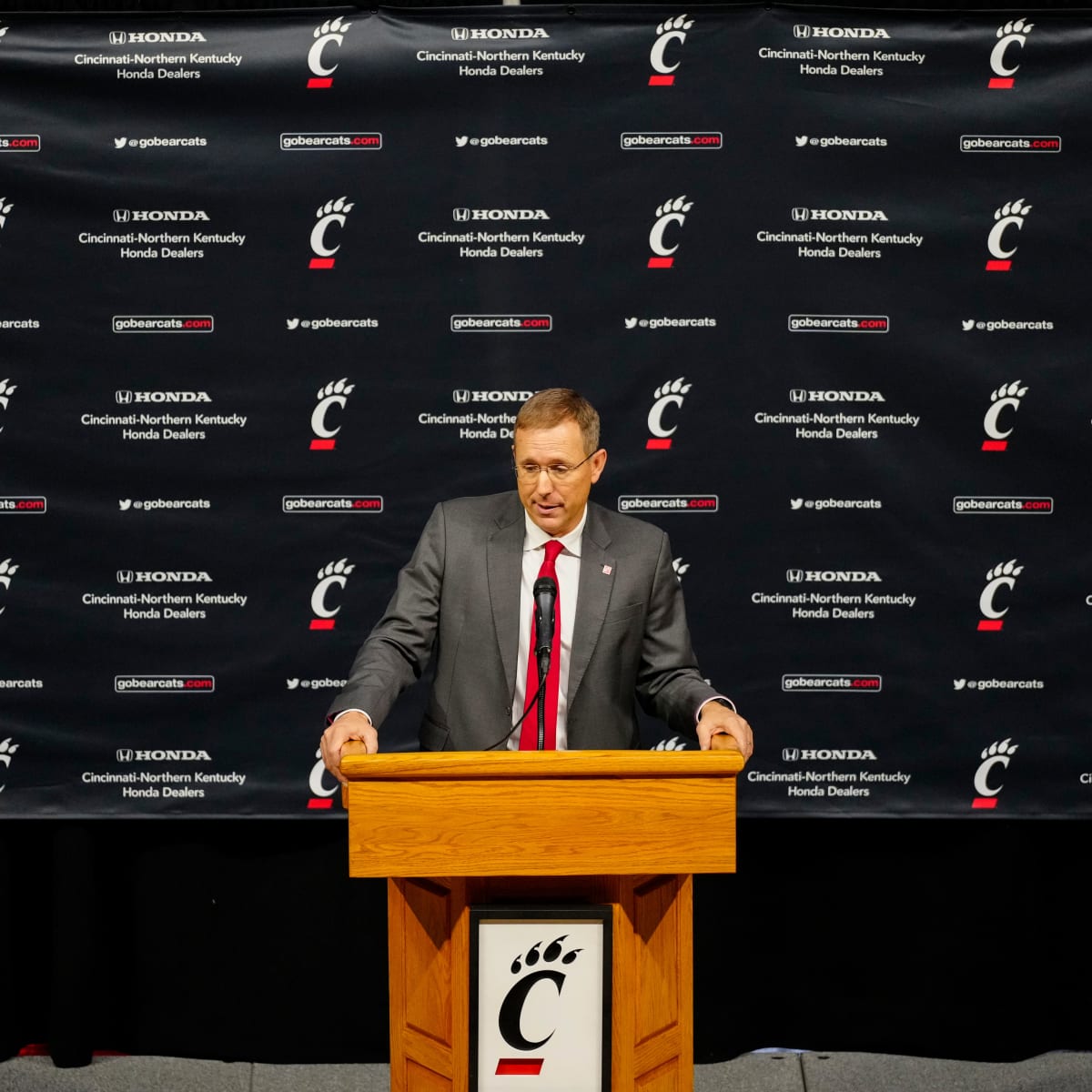 UC head coaching search: Is it 'Prime Time' in Cincinnati?