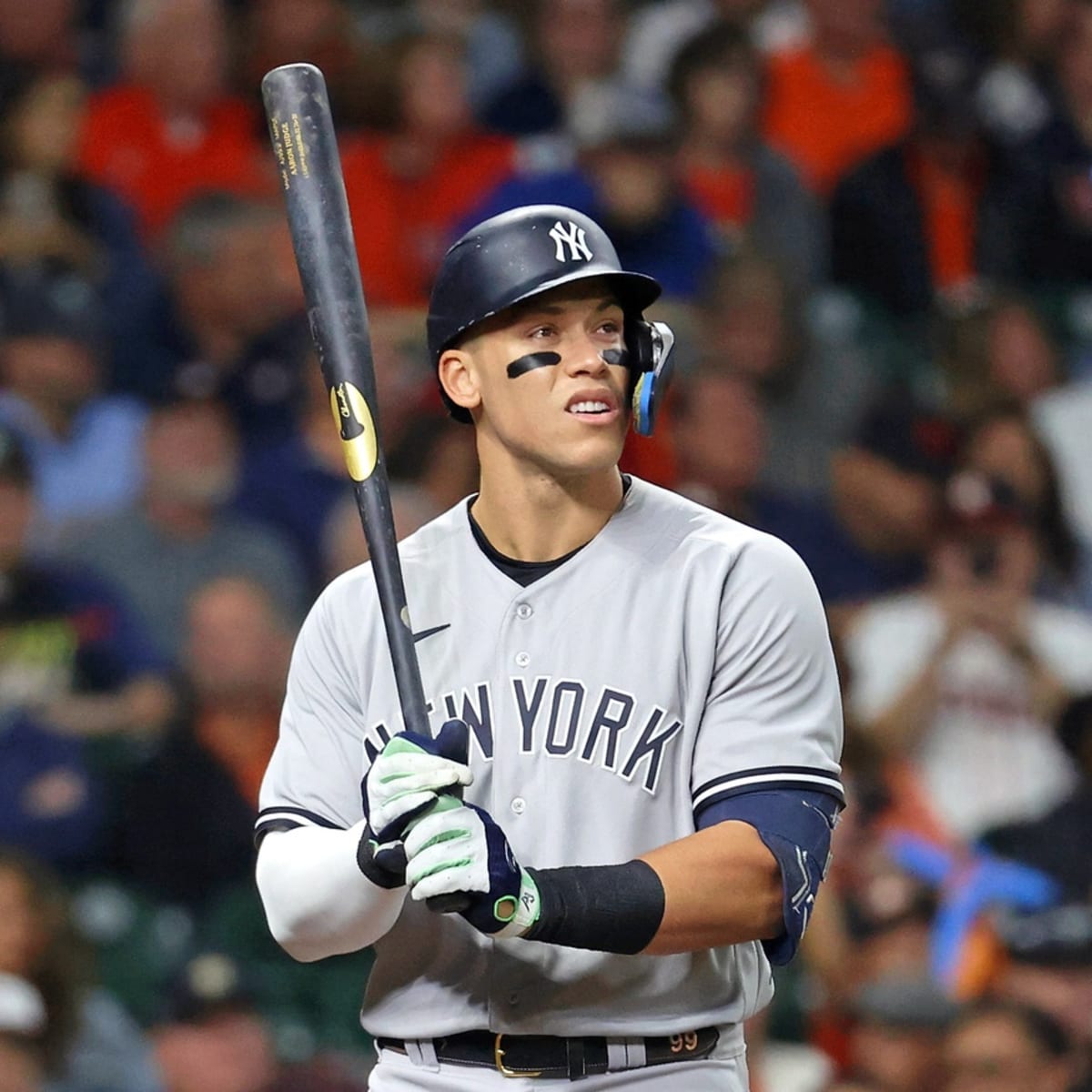 Yankees Fireballer Reportedly Wants To Return To Club Next Year - Sports  Illustrated NY Yankees News, Analysis and More