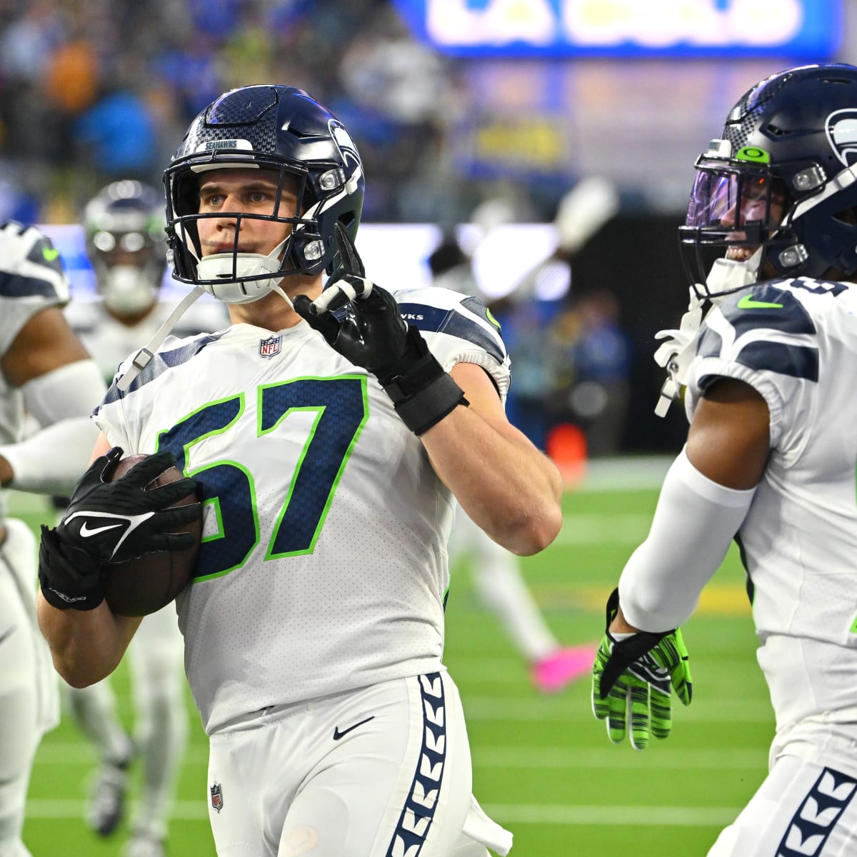 Seahawks 2022 Free Agent Primer: Rashaad Penny - Sports Illustrated Seattle  Seahawks News, Analysis and More