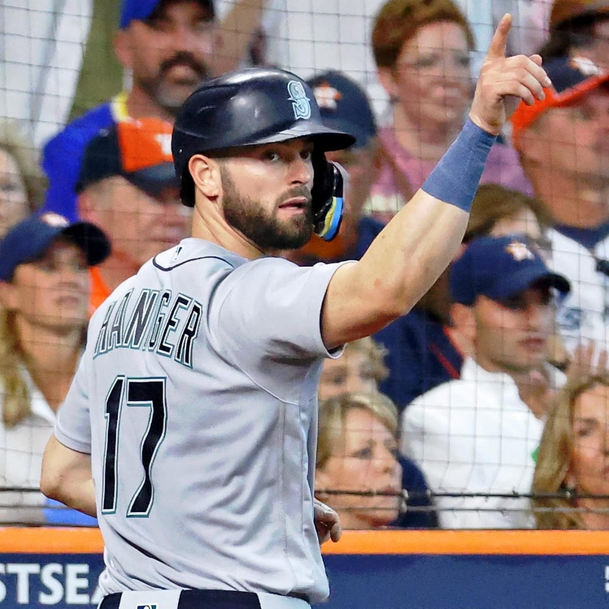 Giants, Mitch Haniger Agree on Three-Year Contract - Sports
