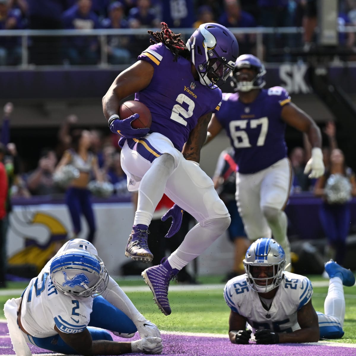 Vikings at Lions - Underdog?!  Two Old Bloggers