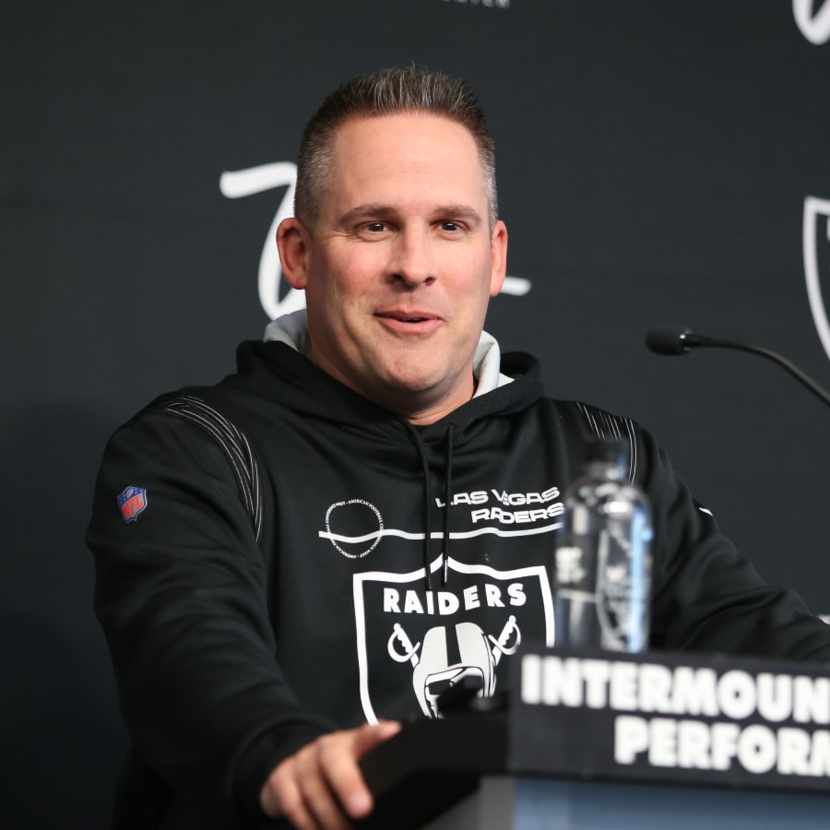 Raiders' Josh McDaniels Breaks Silence on Josh Jacobs Rumors