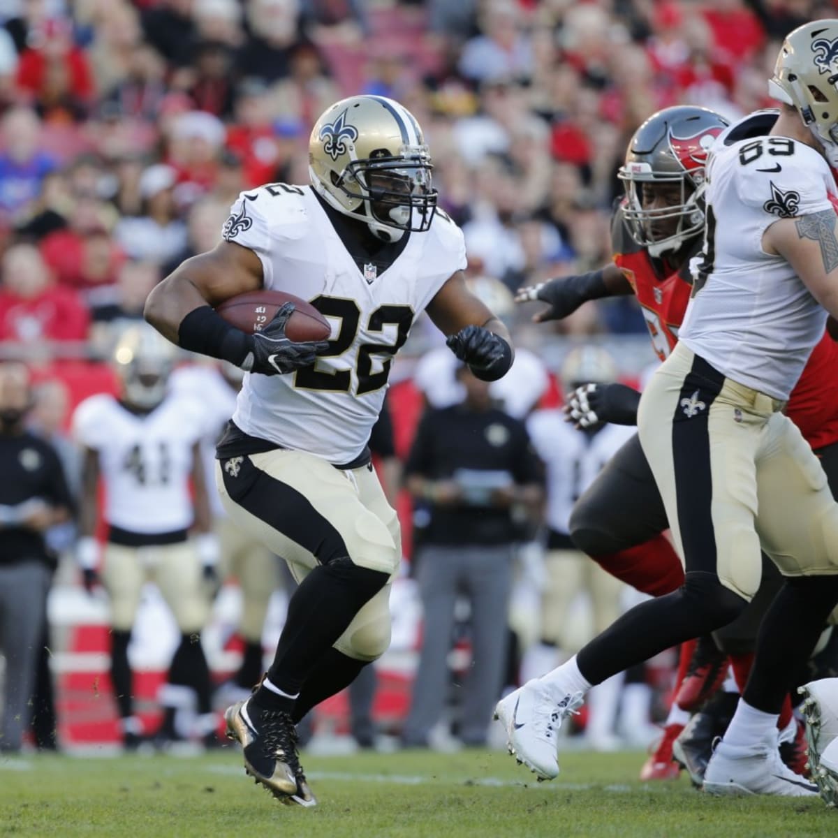 Report: Saints RB Mark Ingram (knee) out 3-4 weeks