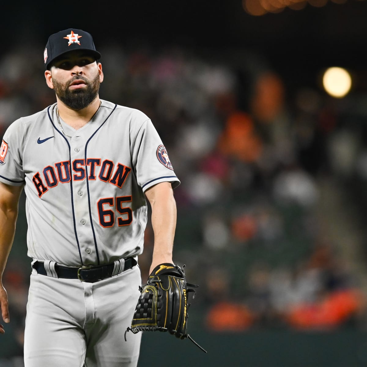 Astros place José Urquidy on 15-day IL with right shoulder