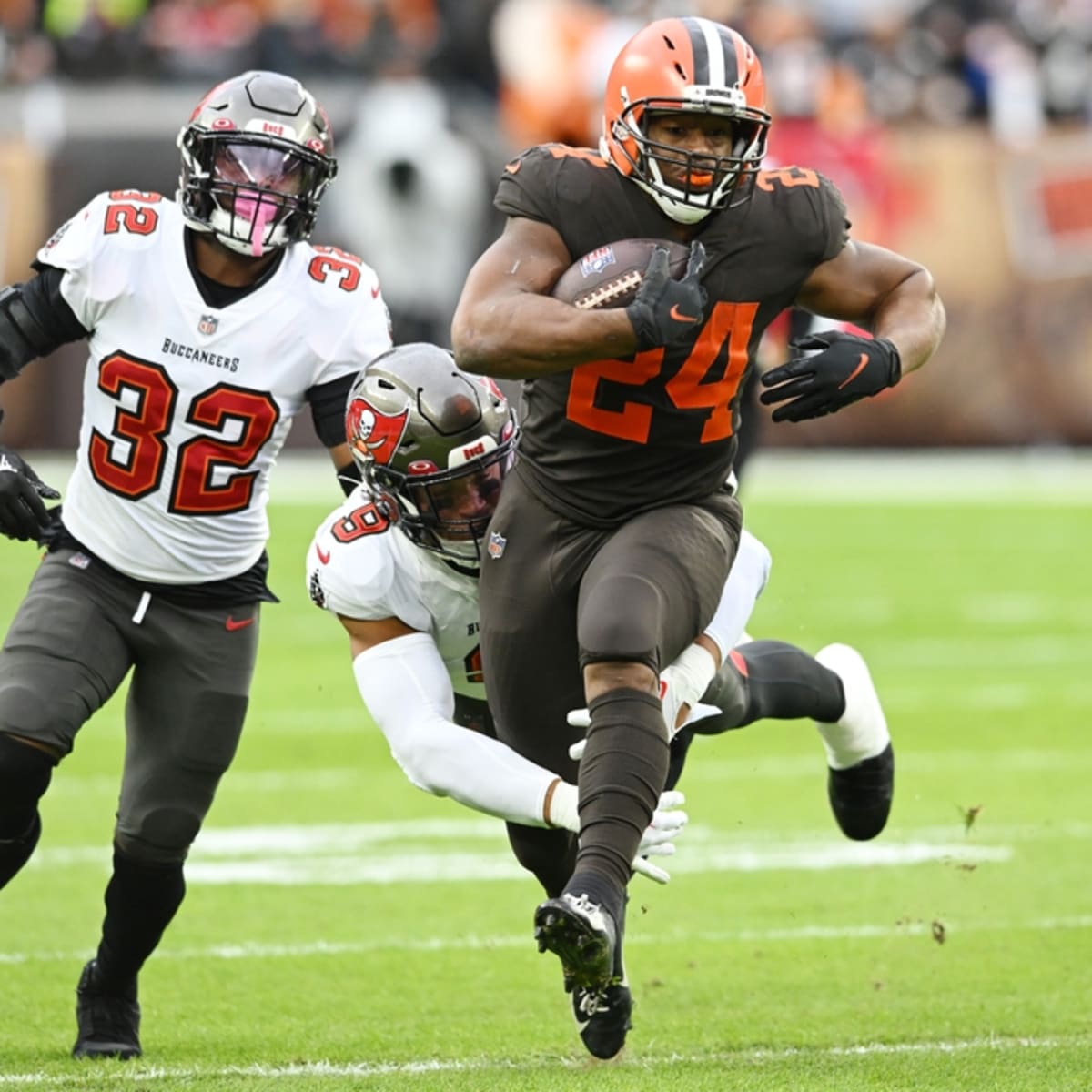 Browns' Nick Chubb Takes Home Top Spot In RB Power Rankings