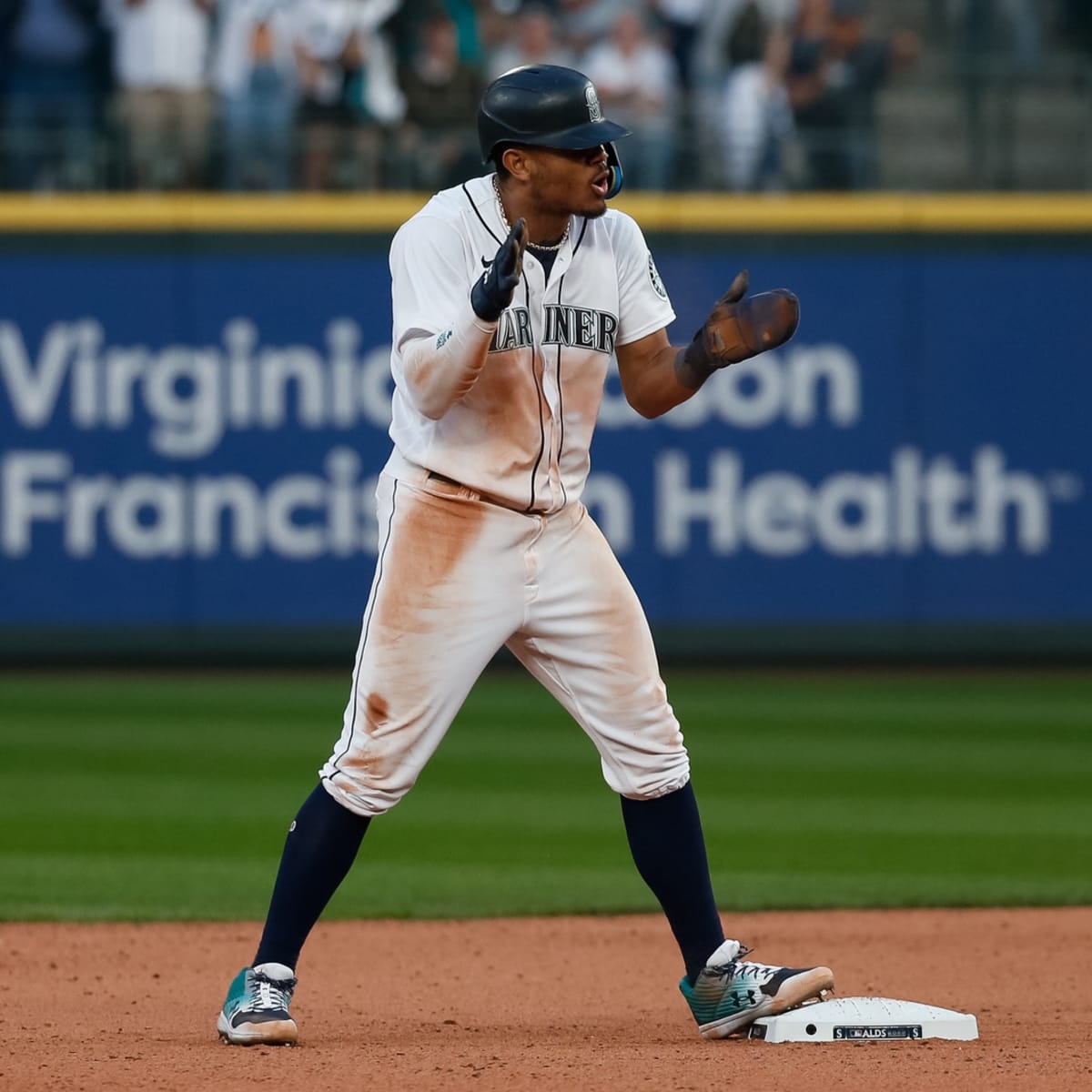 How Julio Rodríguez, the Mariners' prized 6-foot-3 rookie, got