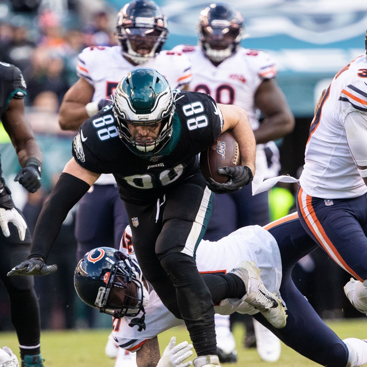 Chicago Bears tickets available home or road through SI Tickets - Sports  Illustrated Chicago Bears News, Analysis and More