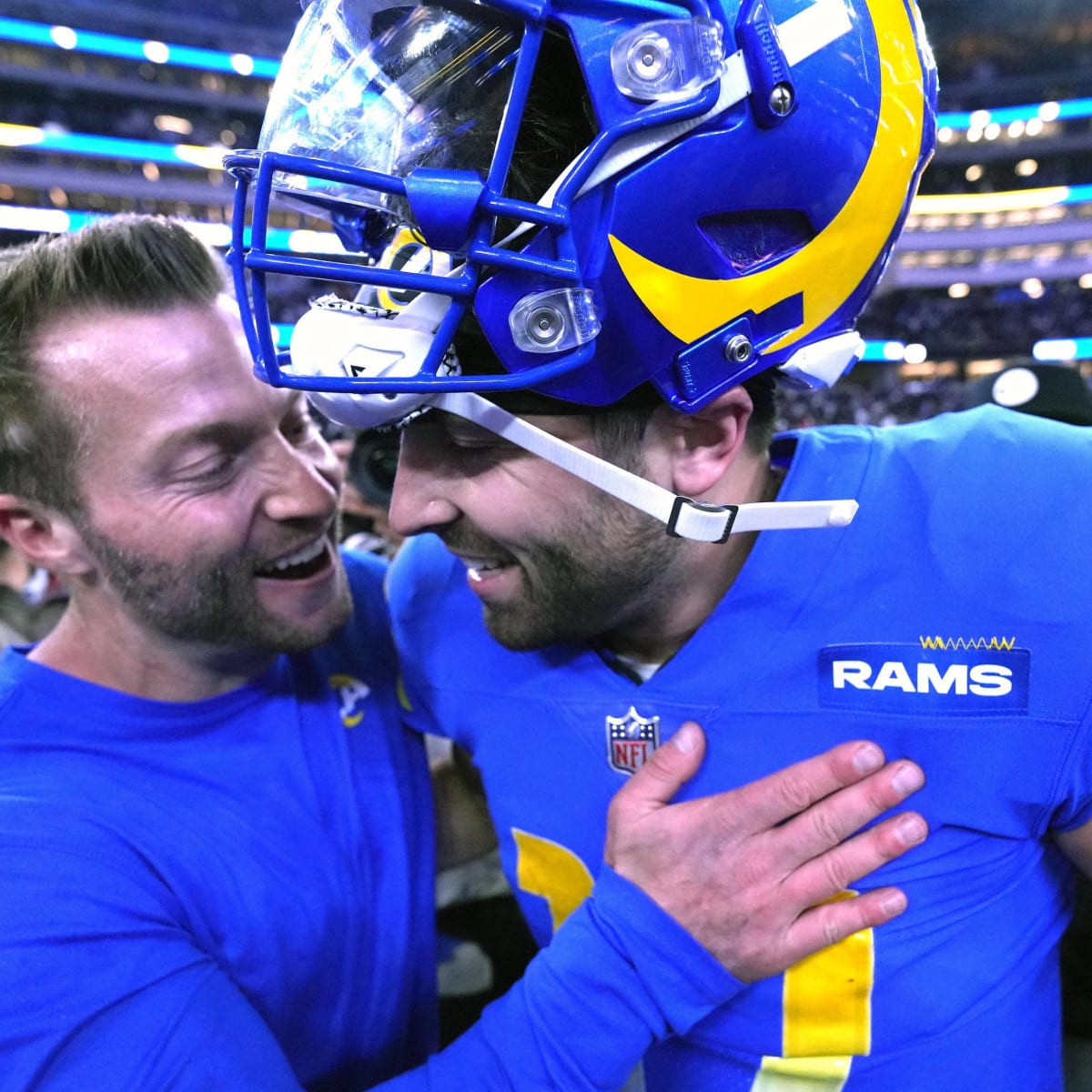 Baker Mayfield an instant L.A. hero in Rams' thrilling comeback