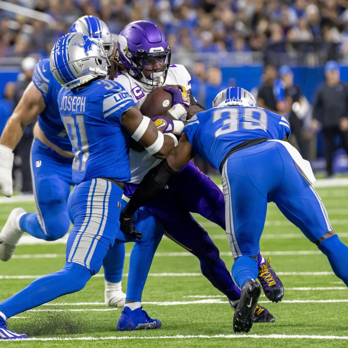 Little defense for Vikings in loss to Lions despite Justin