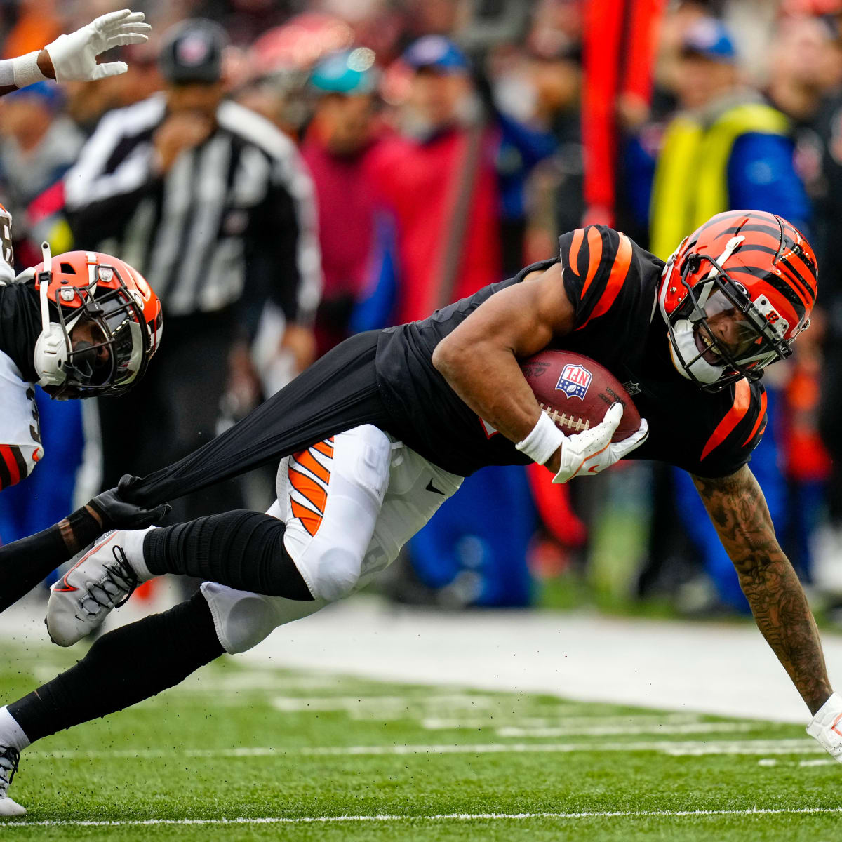 Burrow beats Browns for first time in career with 23-10 Bengals